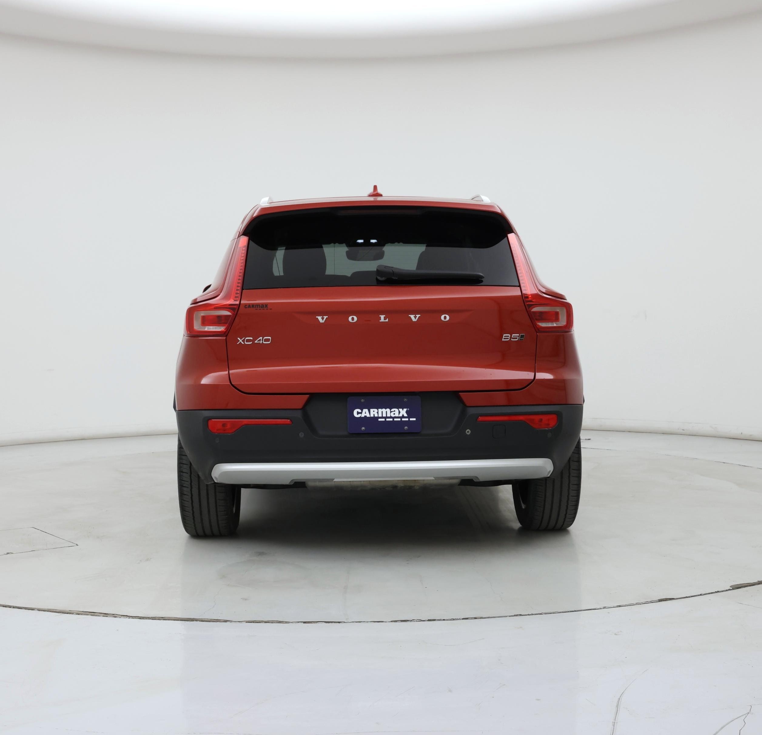 Thumbnail: 2023 Volvo XC40 - 6