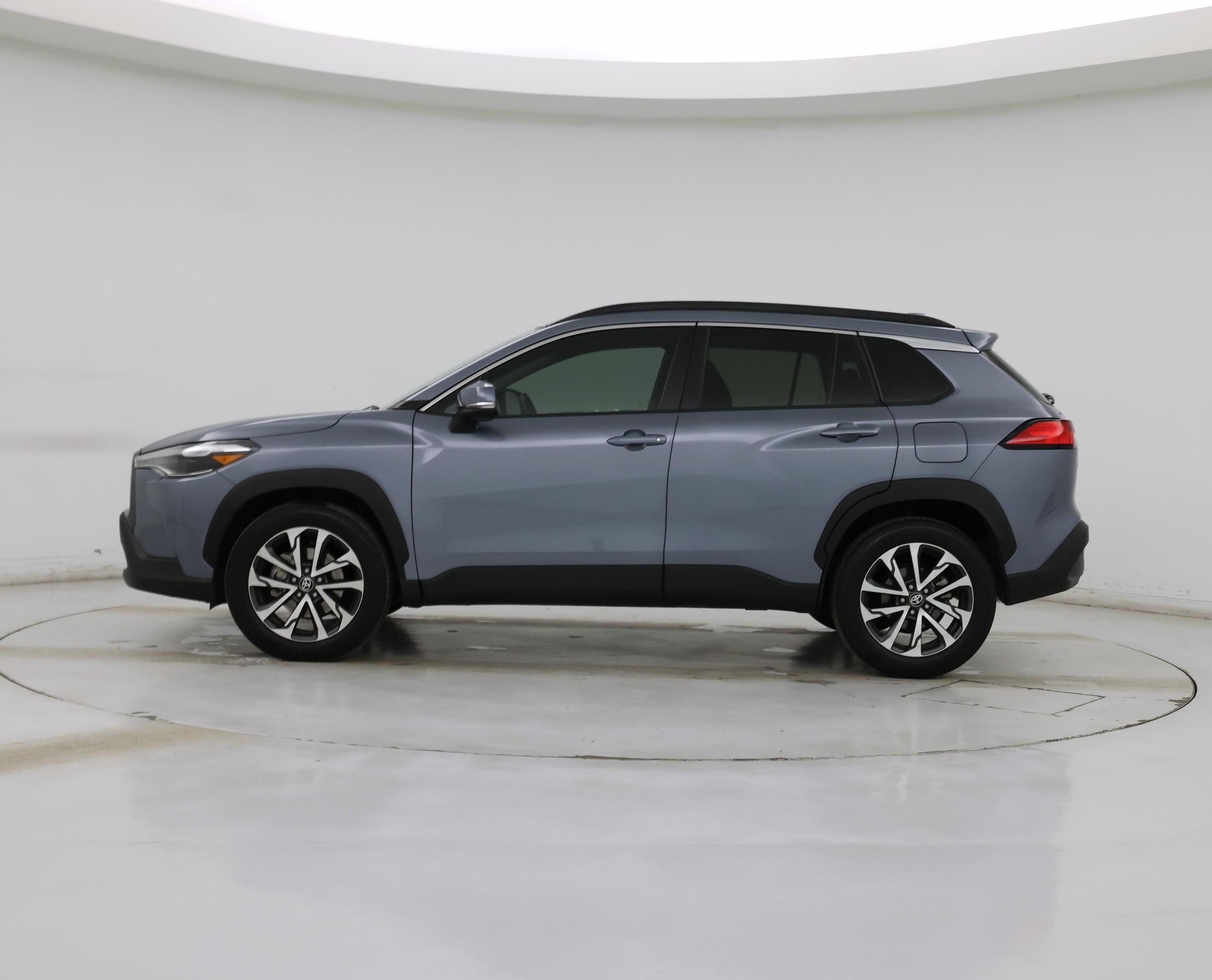 Thumbnail: 2023 Toyota Corolla Cross - 3