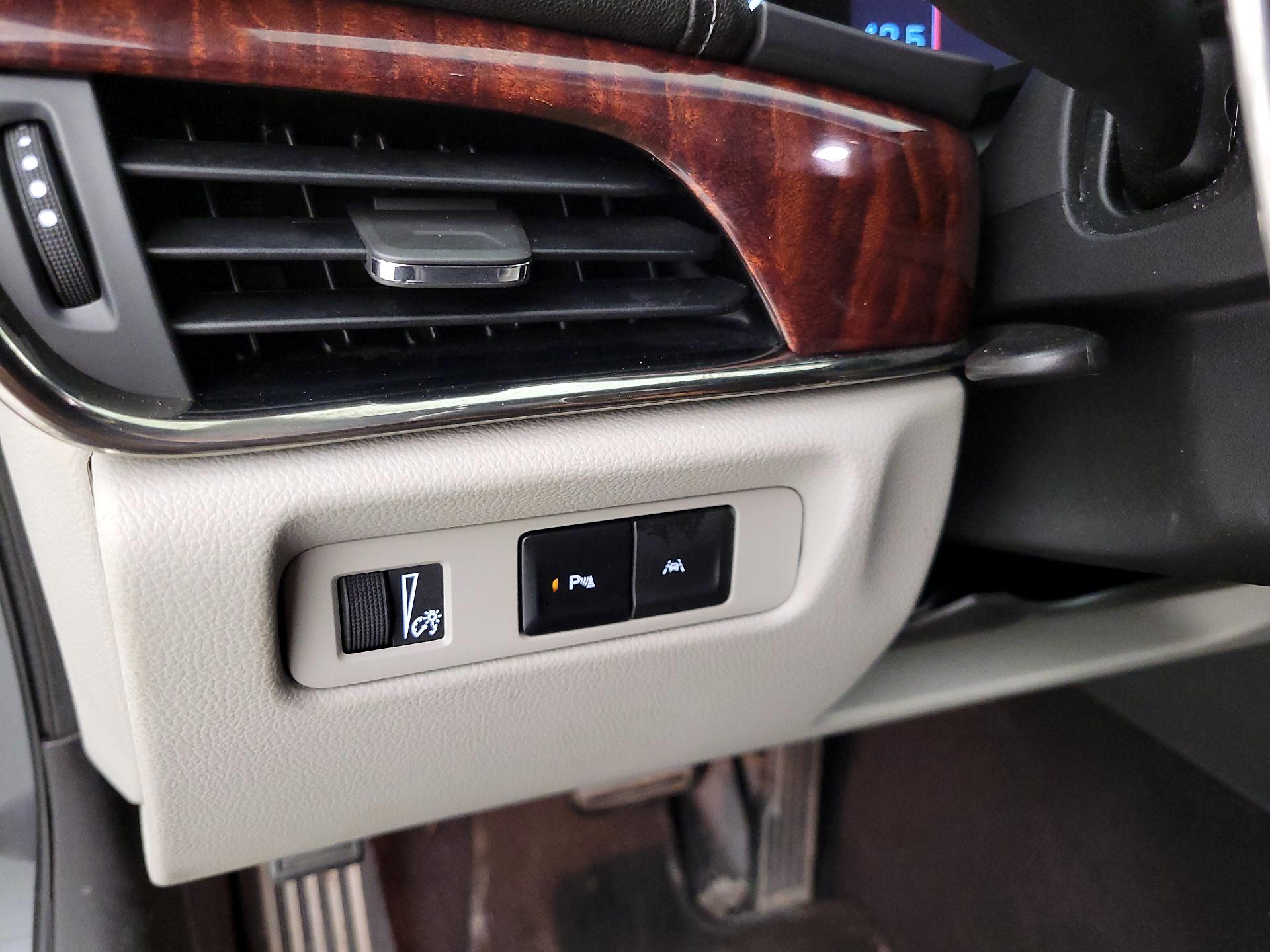 Thumbnail: 2018 Cadillac ATS - 13