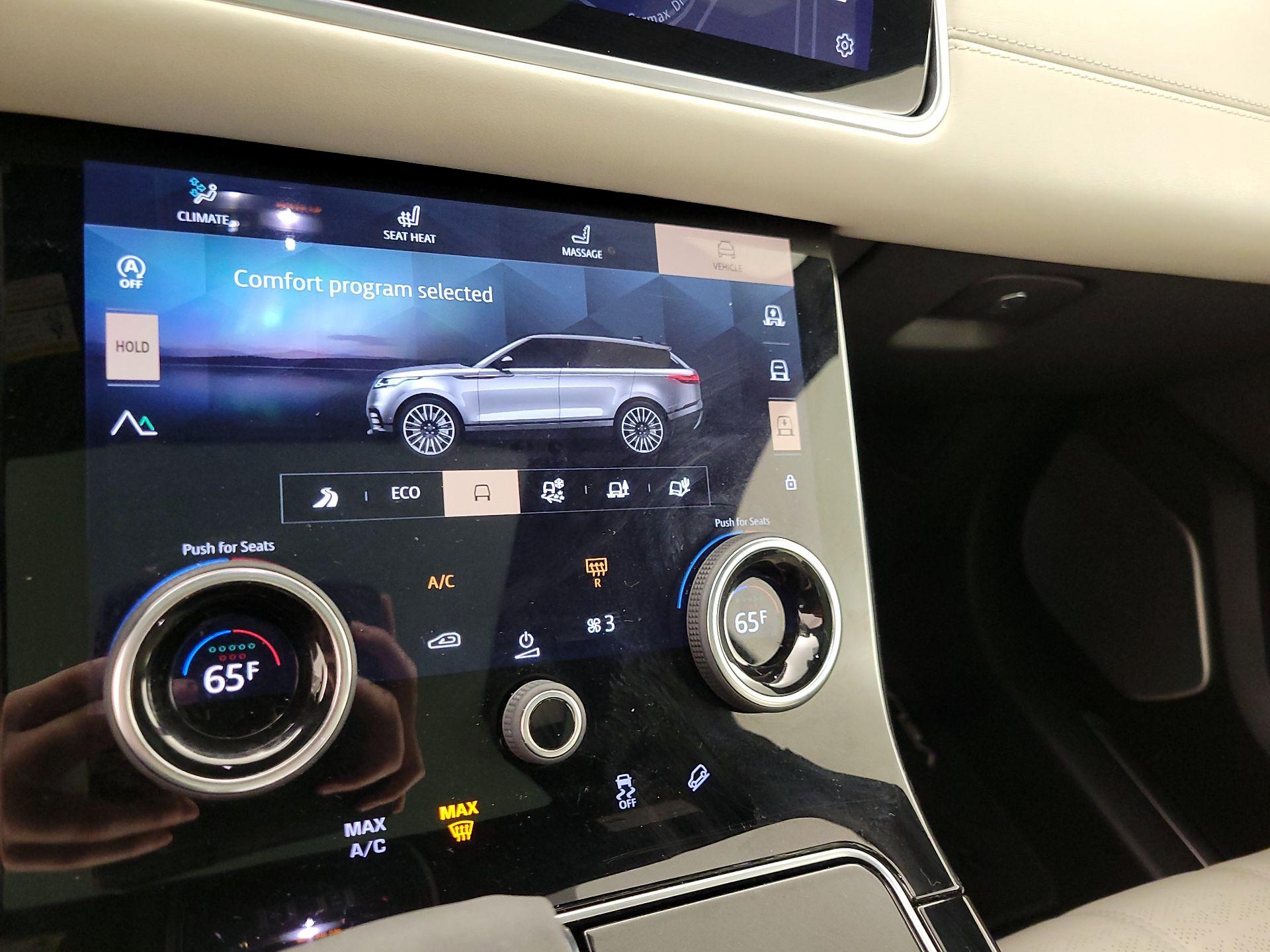 Thumbnail: 2021 Land Rover Range Rover Velar - 17