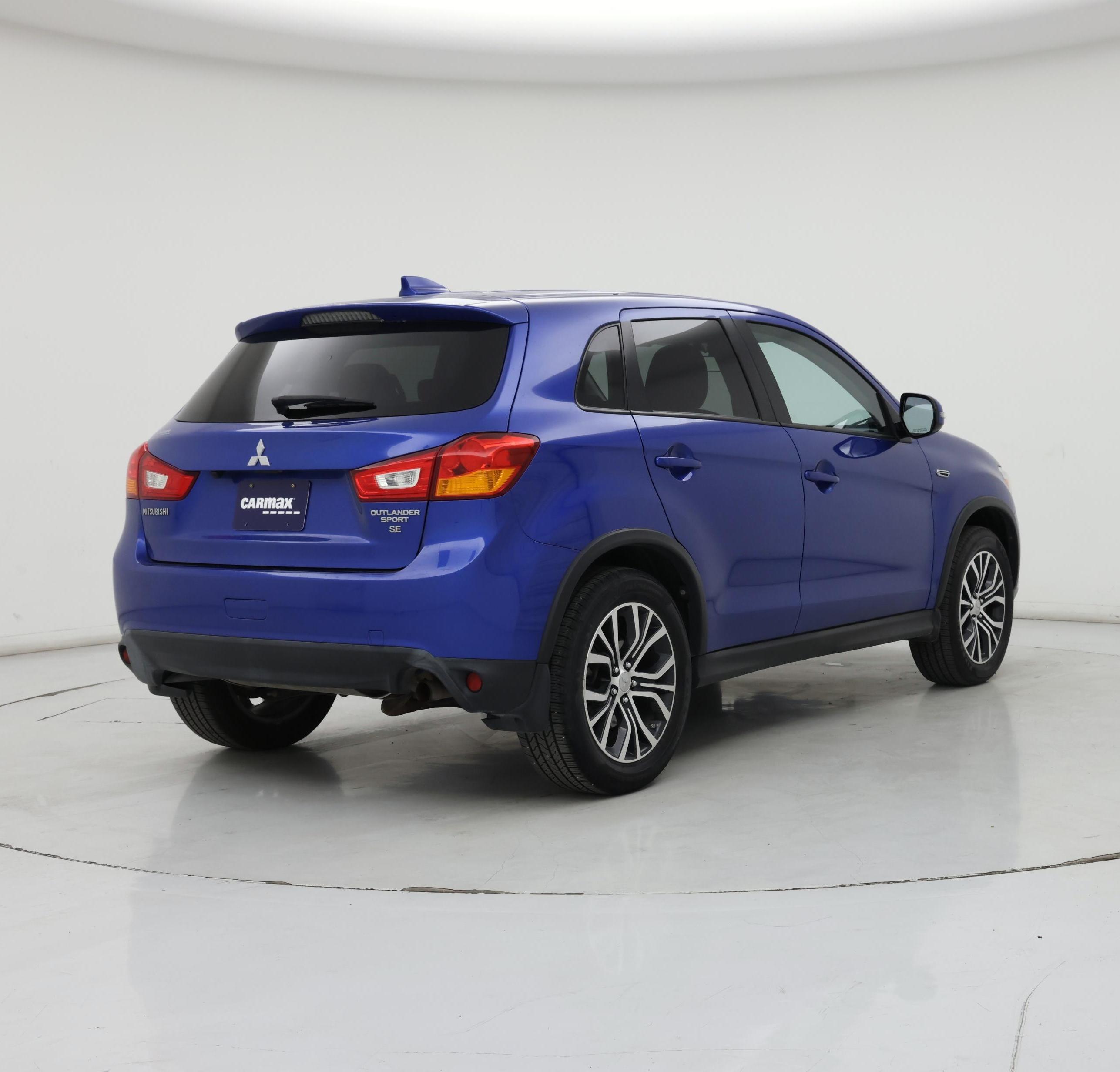 Thumbnail: 2017 Mitsubishi Outlander Sport - 8