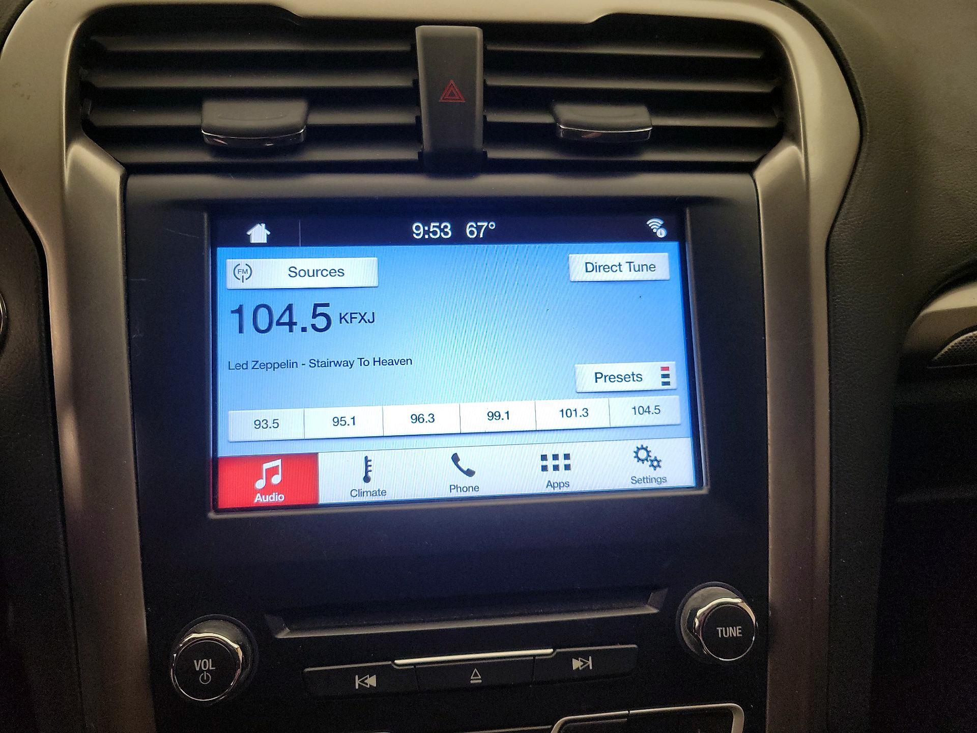 Thumbnail: 2017 Ford Fusion - 15