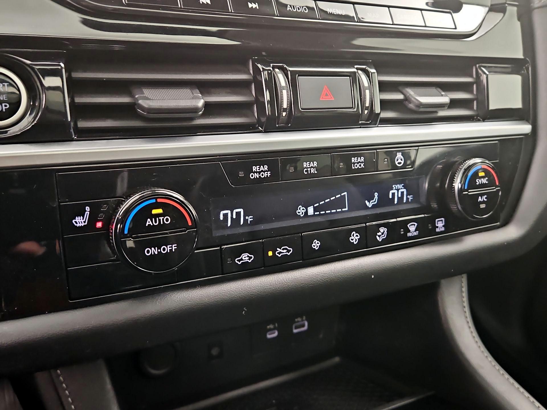 Thumbnail: 2023 Nissan Pathfinder - 17