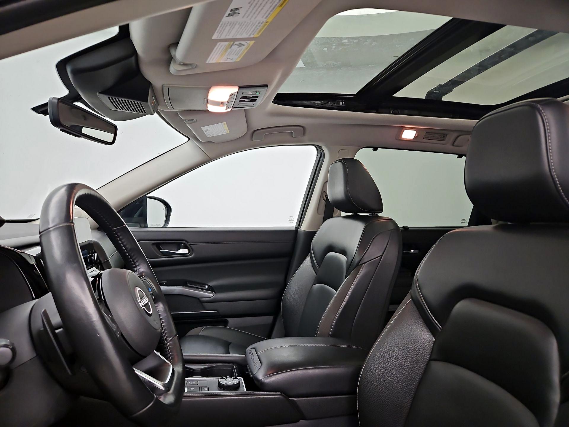 Thumbnail: 2023 Nissan Pathfinder - 20