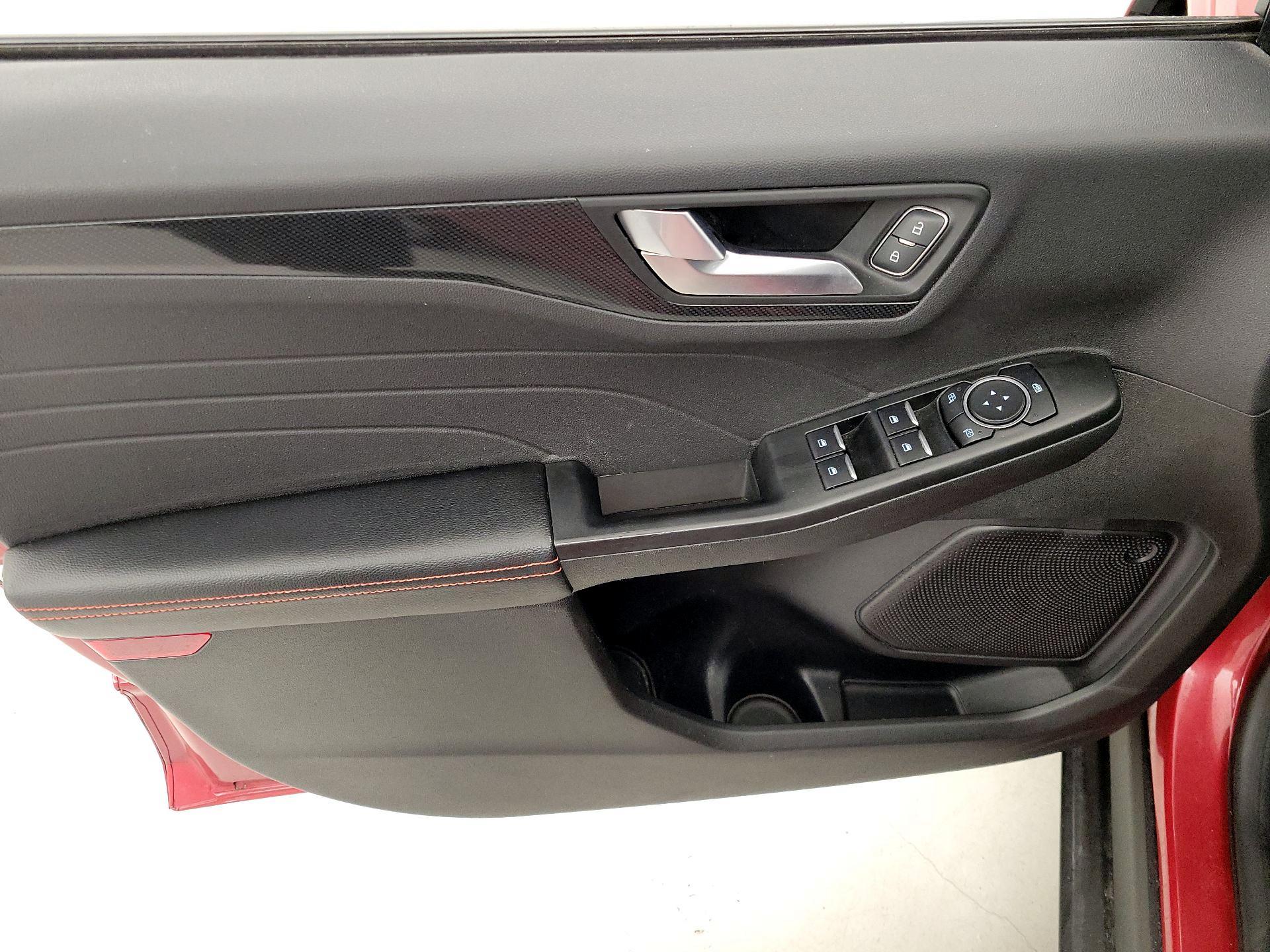 Thumbnail: 2023 Ford Escape - 12