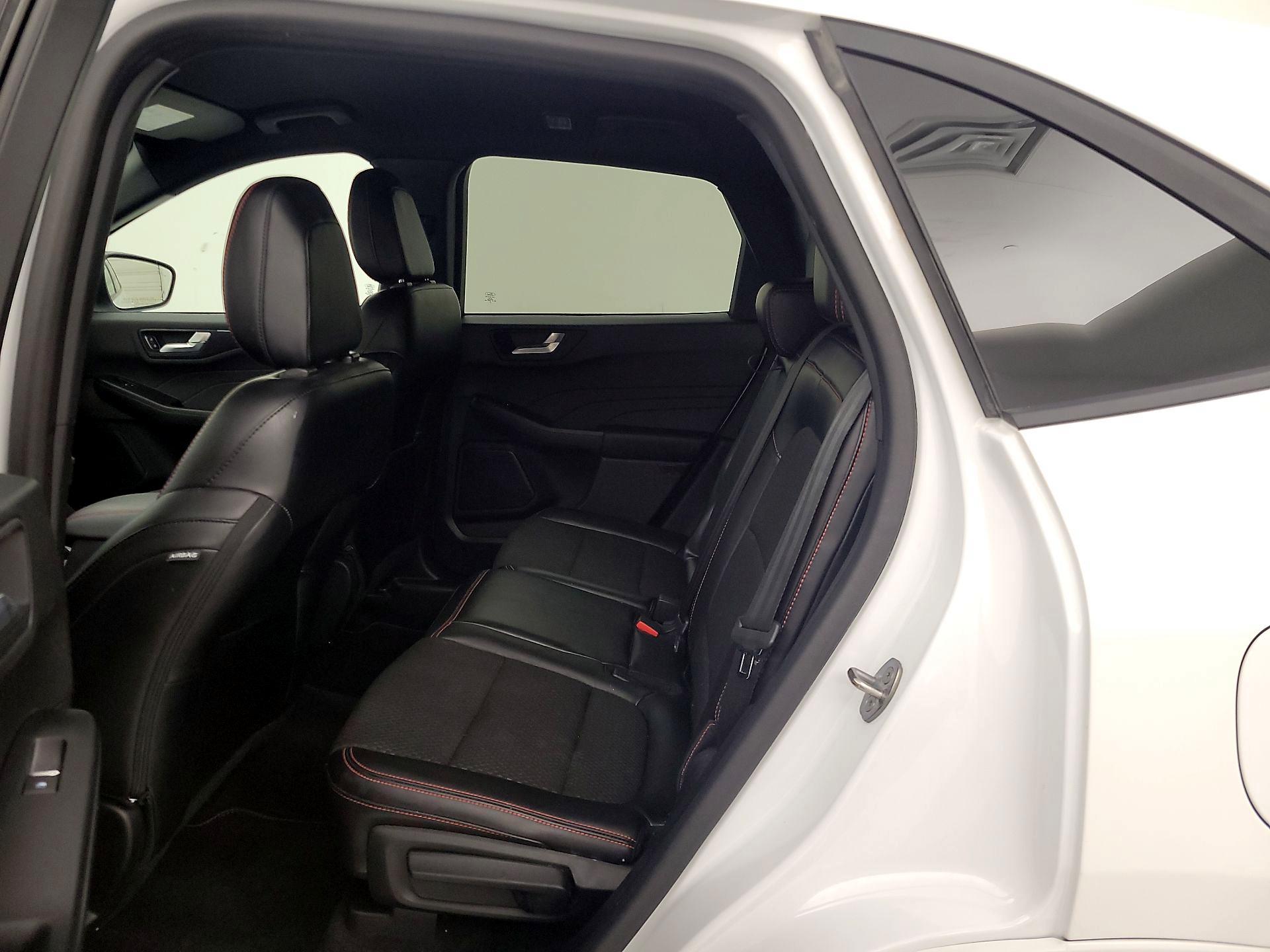 Thumbnail: 2023 Ford Escape - 20