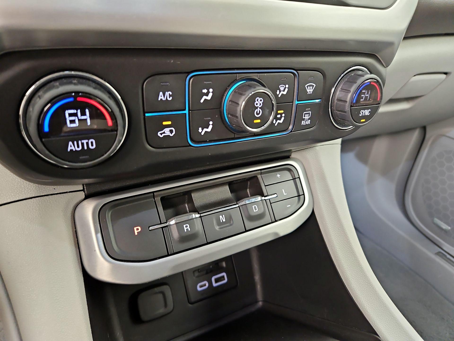 Thumbnail: 2020 GMC Acadia - 16