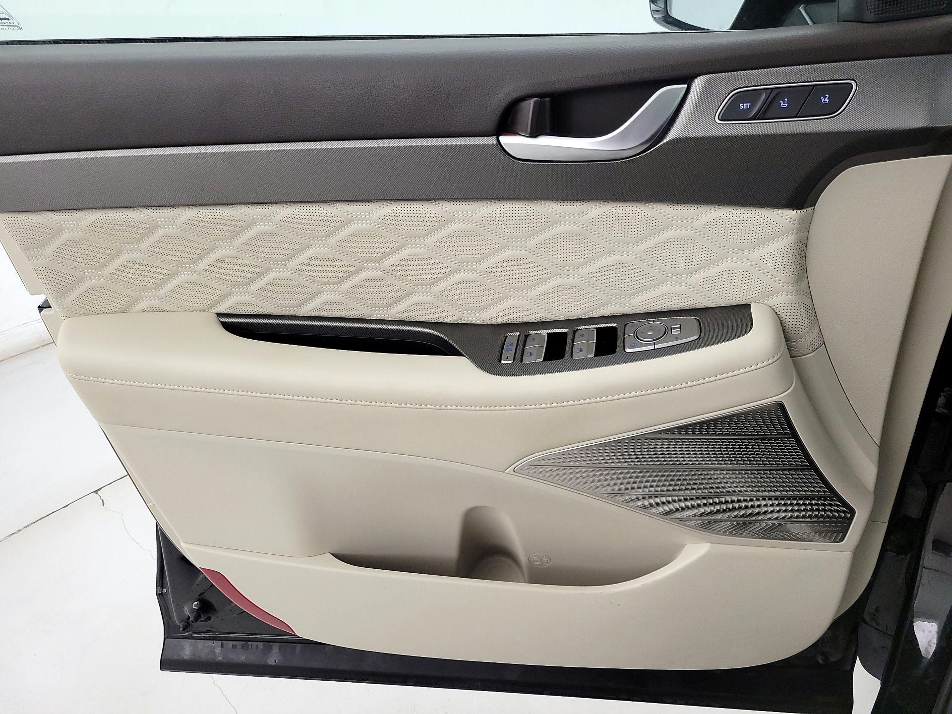 Thumbnail: 2020 Hyundai Palisade - 12