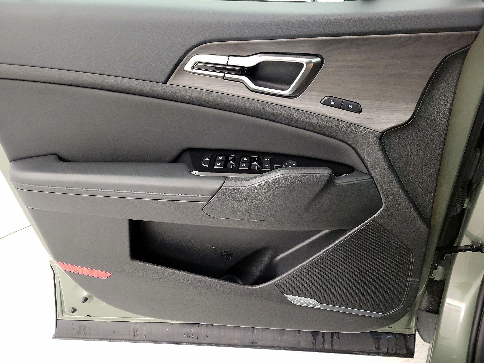 Thumbnail: 2024 Kia Sportage - 12