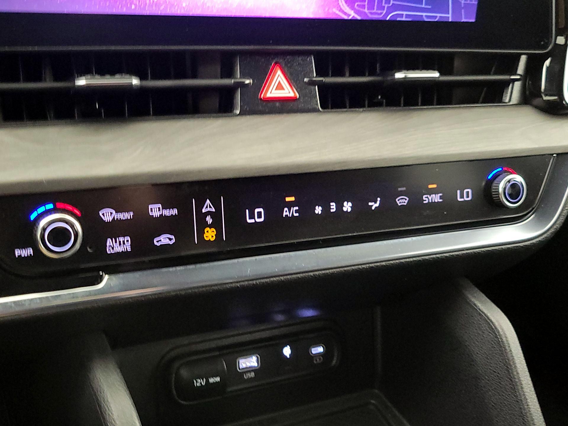 Thumbnail: 2024 Kia Sportage - 17