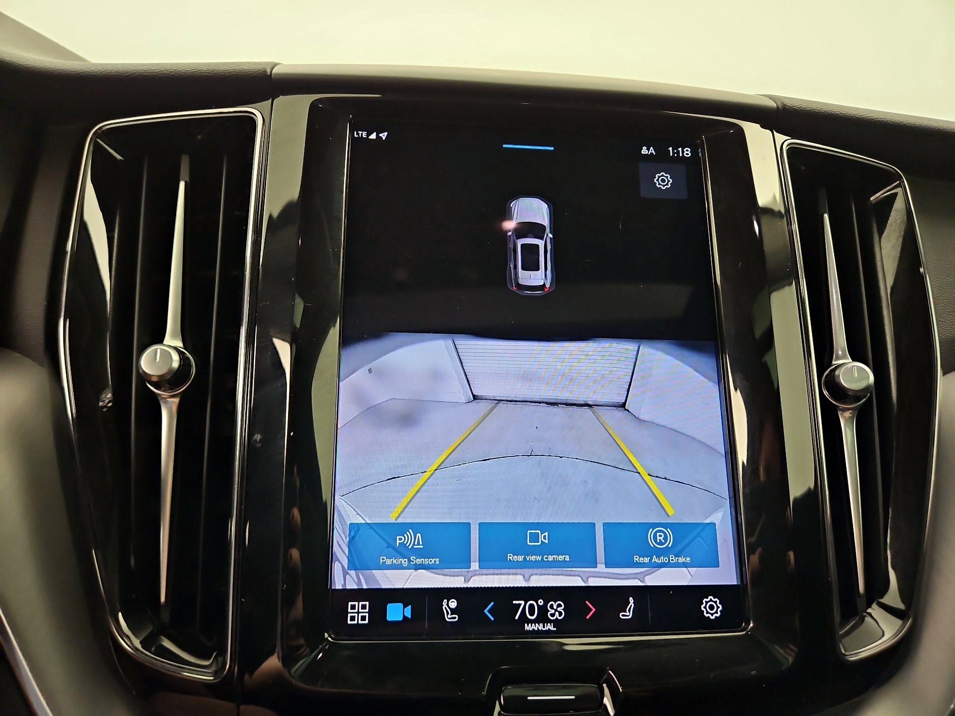 Thumbnail: 2024 Volvo XC60 - 15