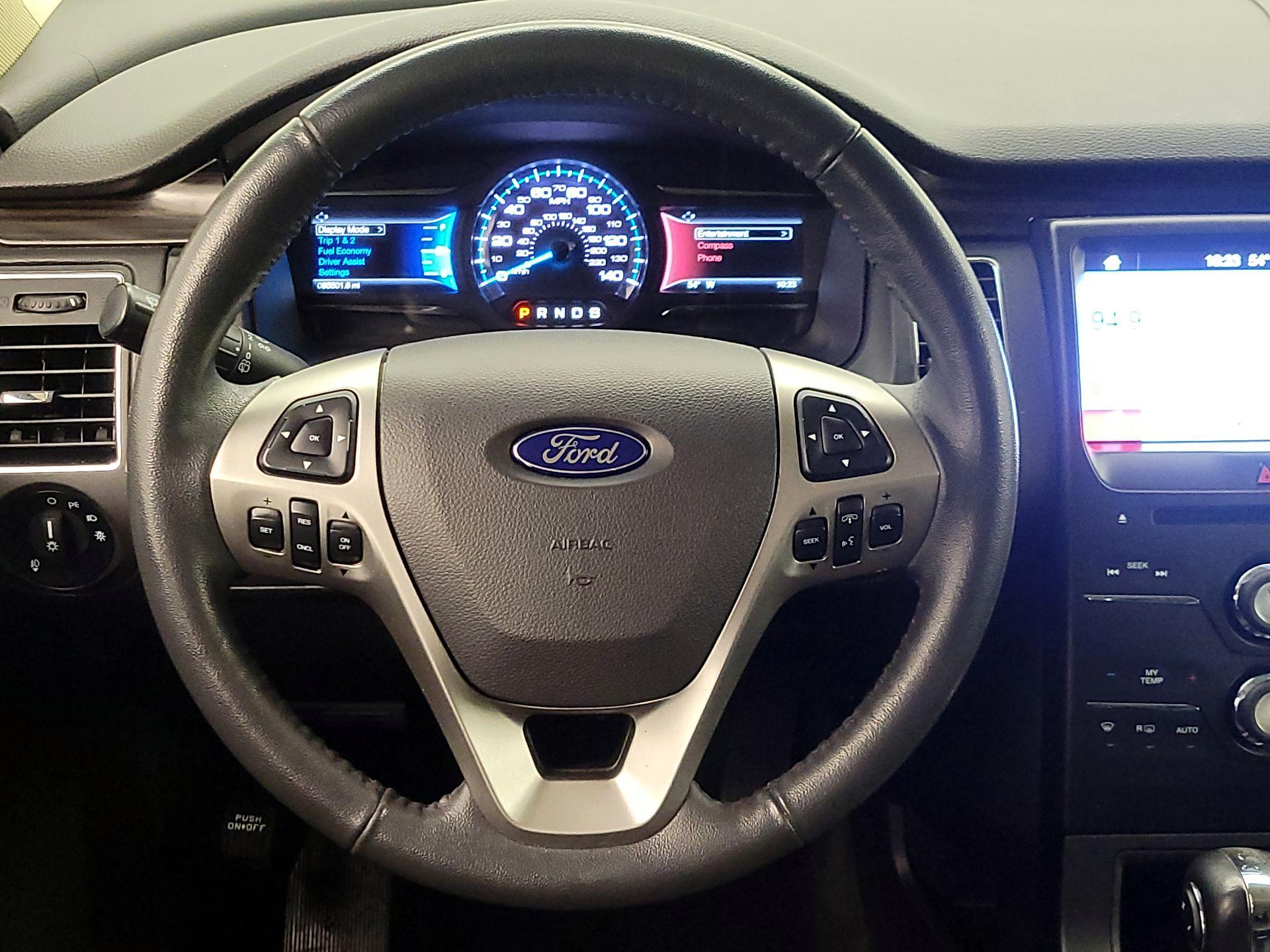 Thumbnail: 2019 Ford Flex - 10