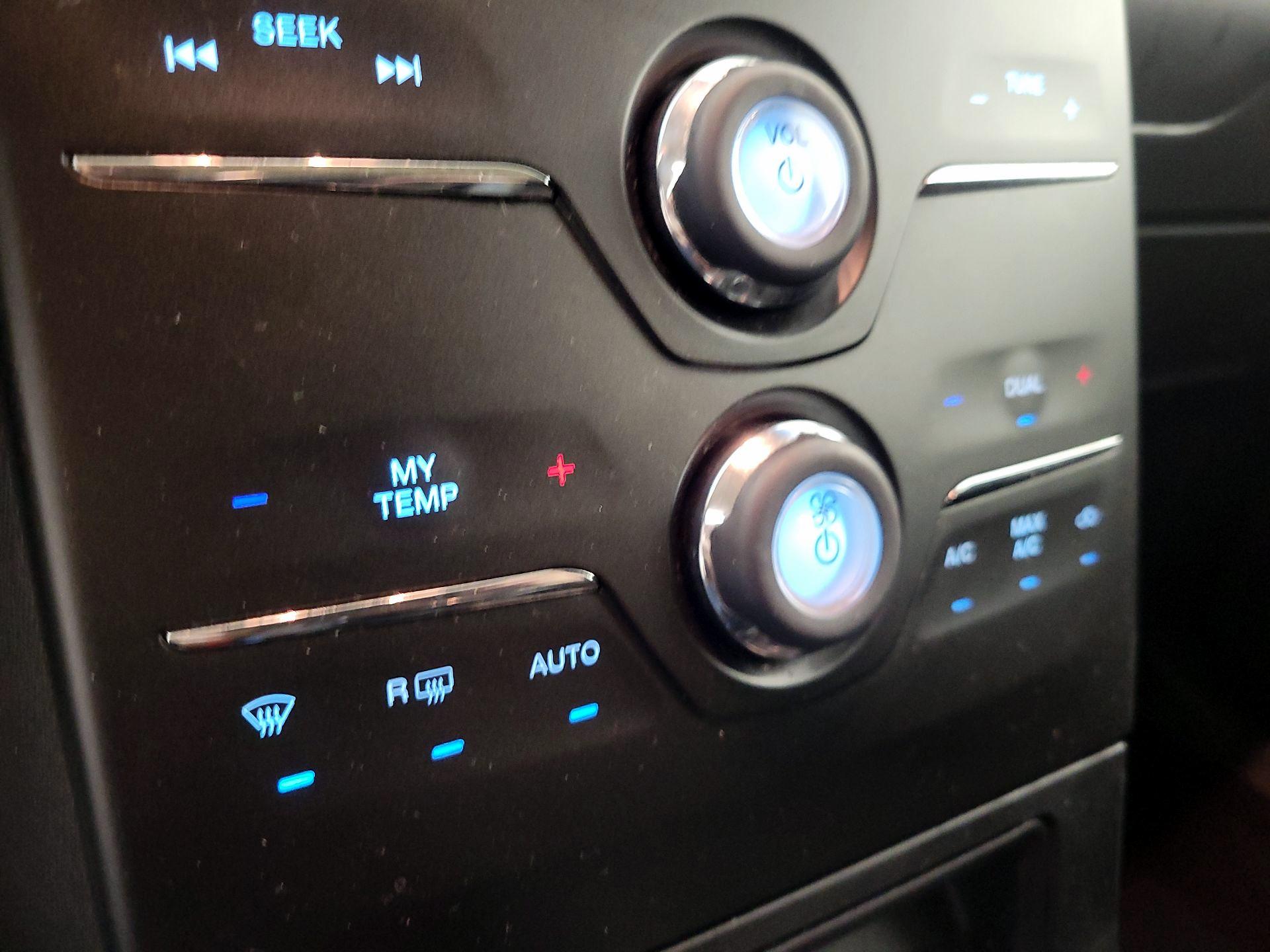 Thumbnail: 2019 Ford Flex - 16