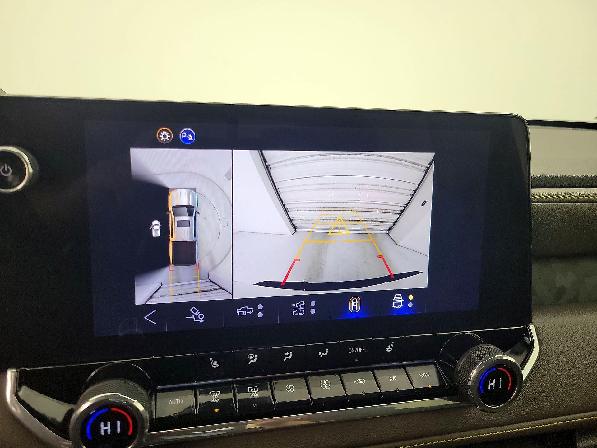 Thumbnail: 2024 Chevrolet Colorado - 14