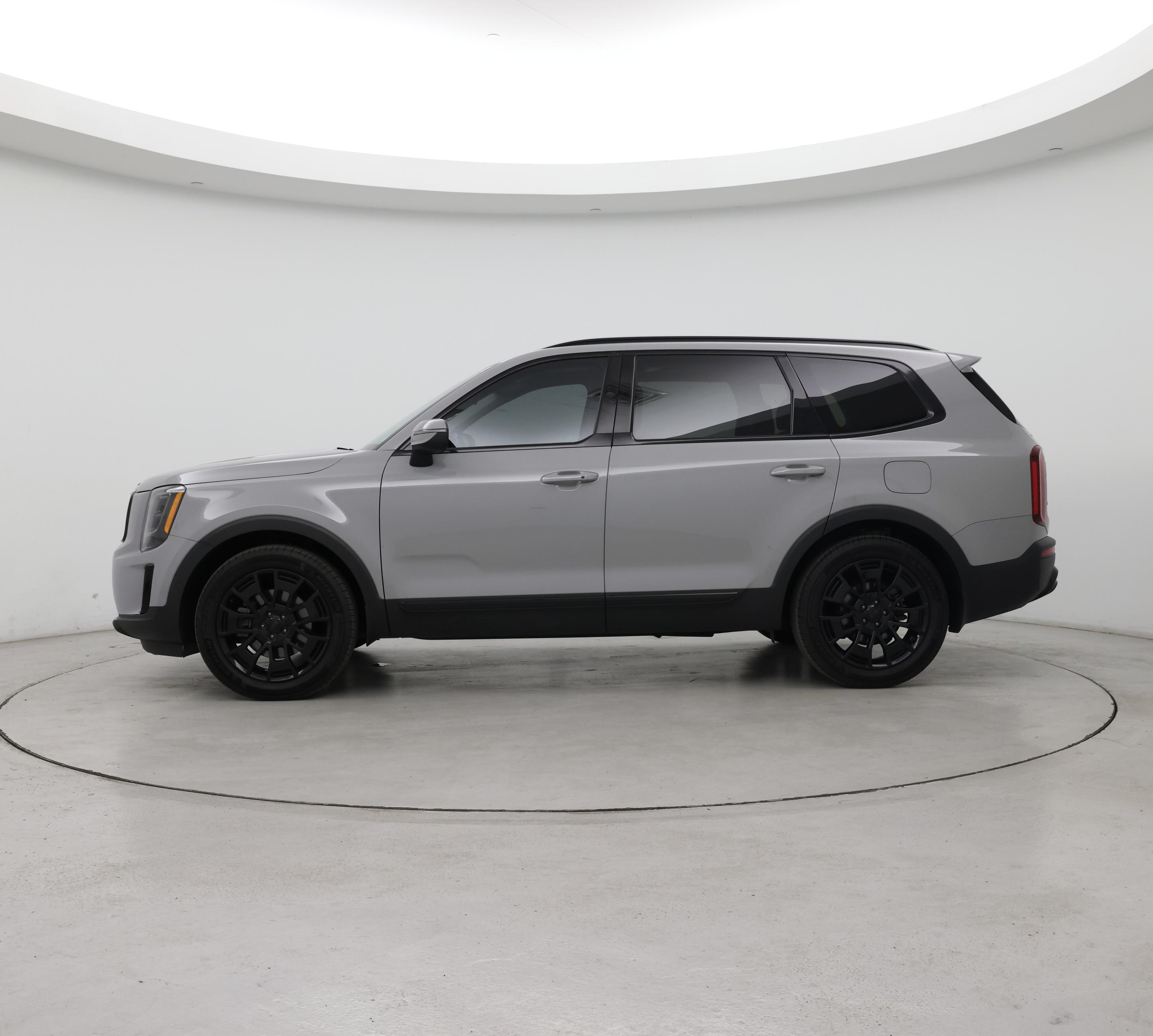 Thumbnail: 2021 Kia Telluride - 3