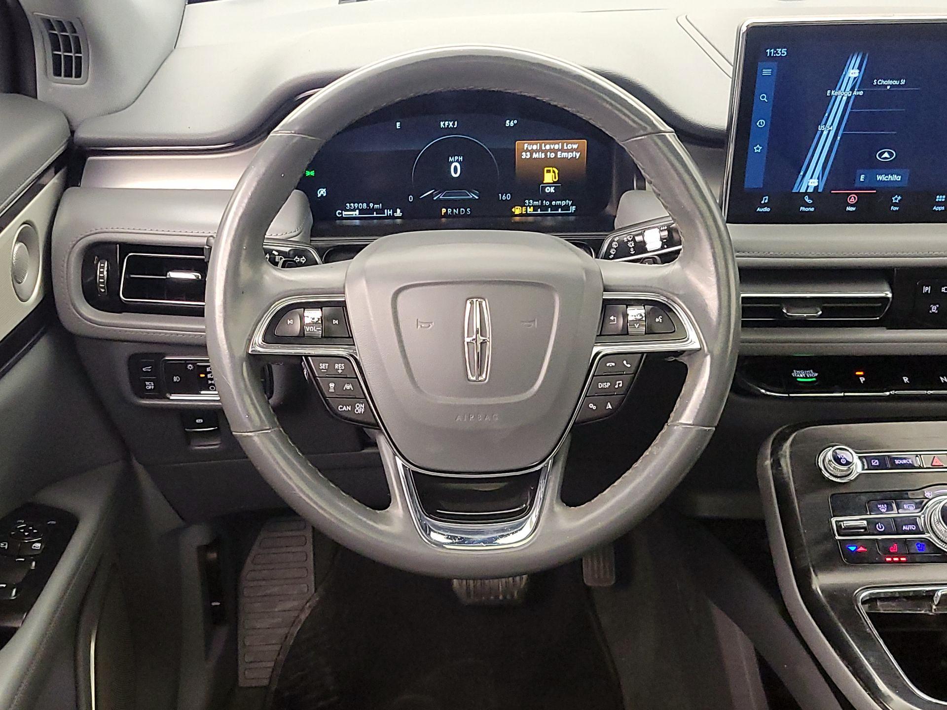 Thumbnail: 2022 Lincoln Nautilus - 10