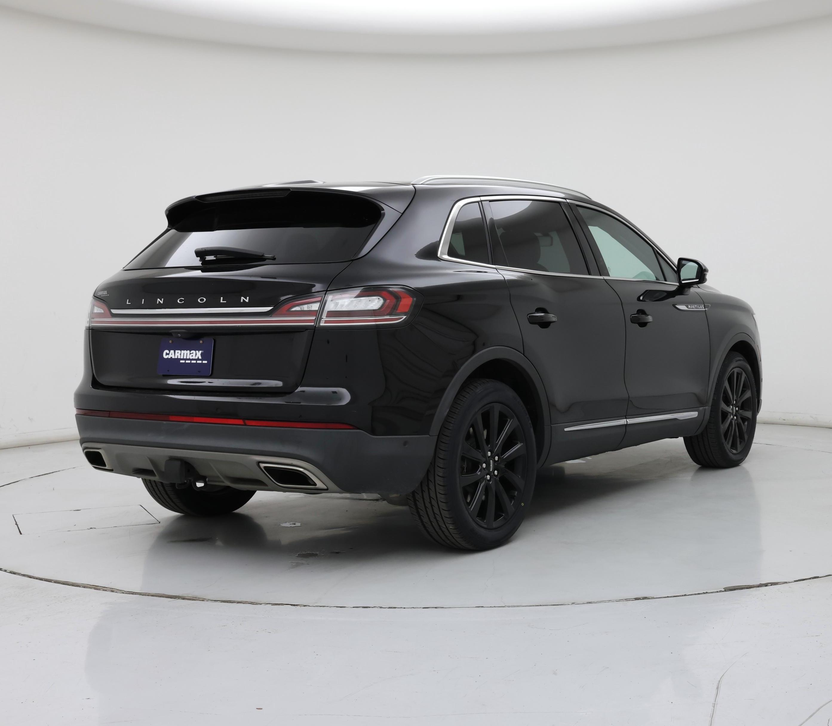 Thumbnail: 2022 Lincoln Nautilus - 8
