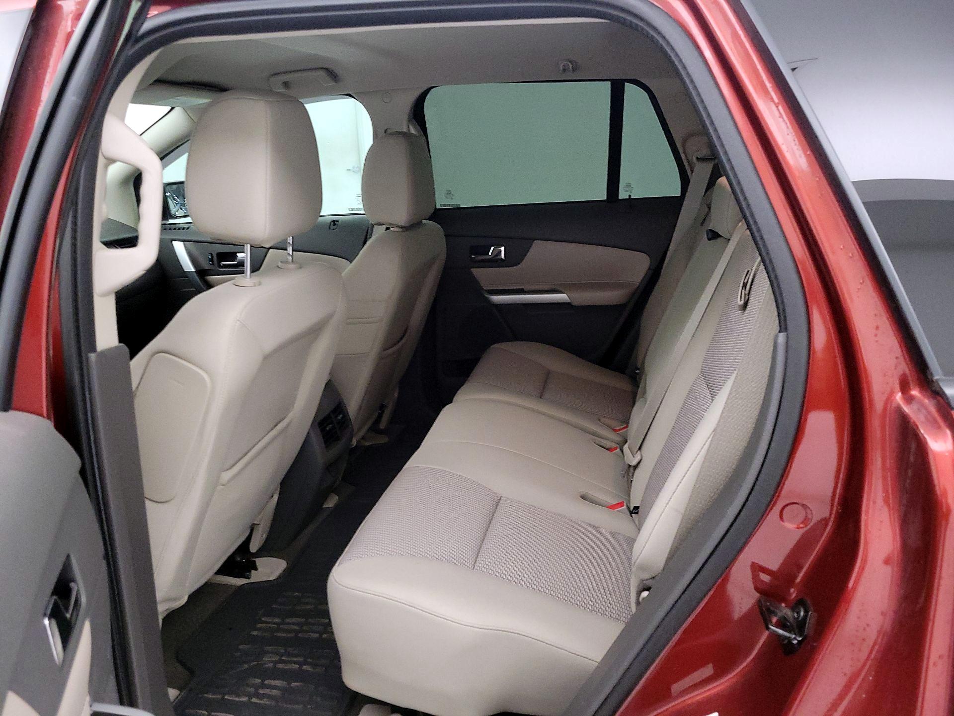 Thumbnail: 2014 Ford Edge - 18