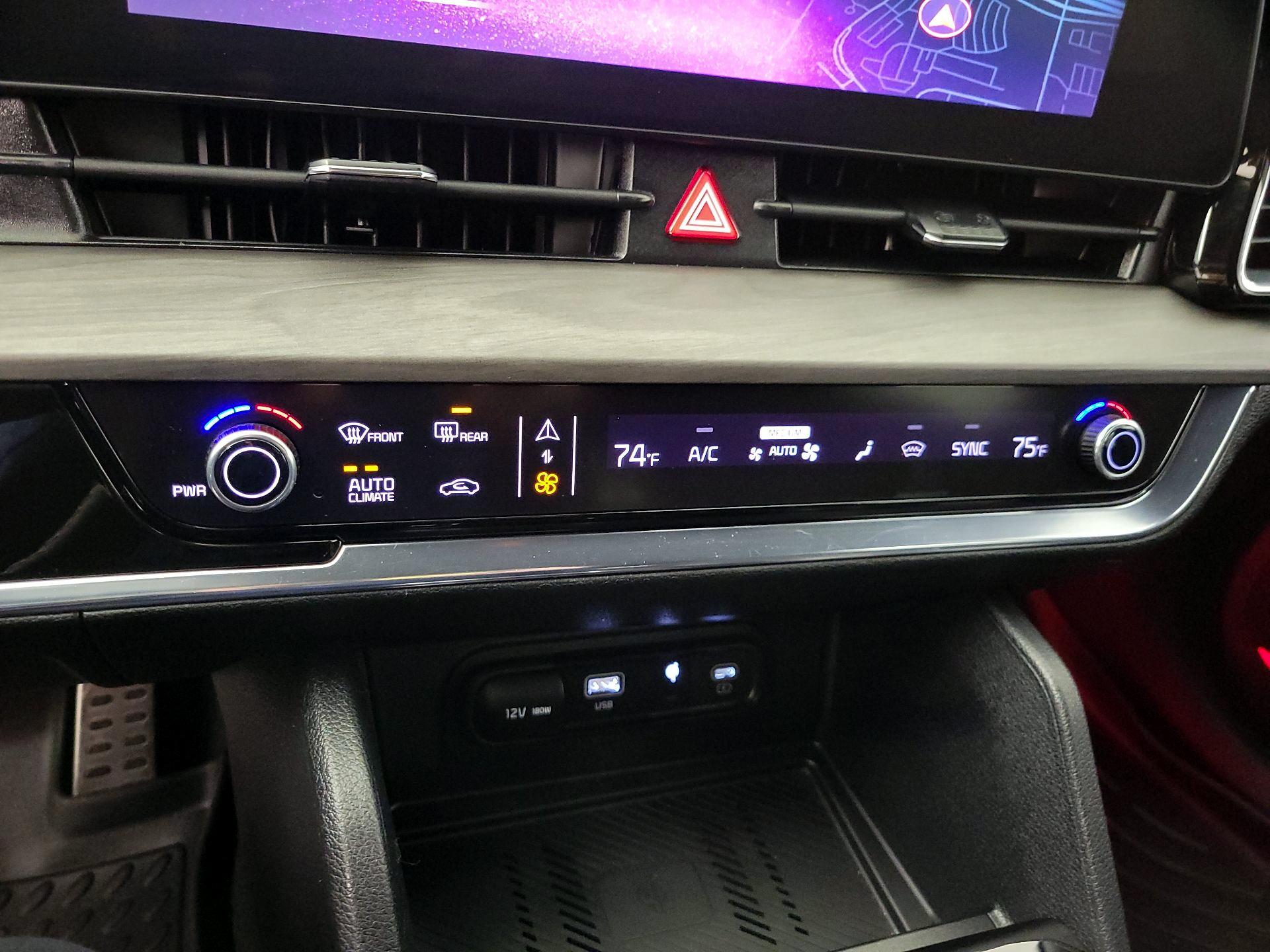 Thumbnail: 2023 Kia Sportage - 17