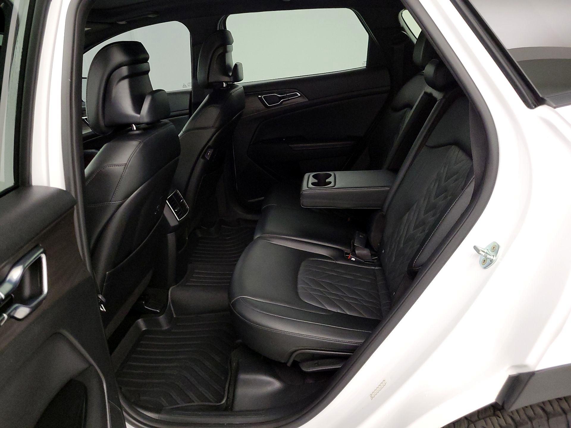 Thumbnail: 2023 Kia Sportage - 20