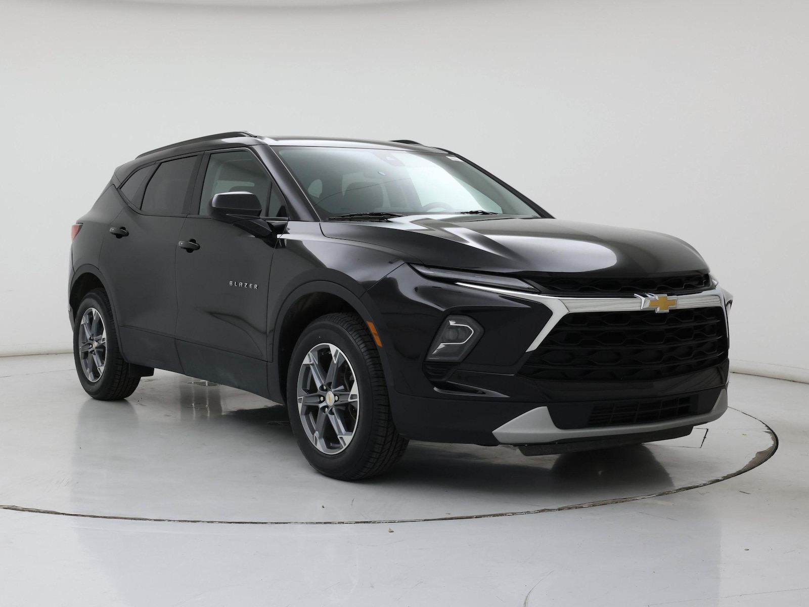 2024 Chevrolet Blazer 2LT - Photo 2