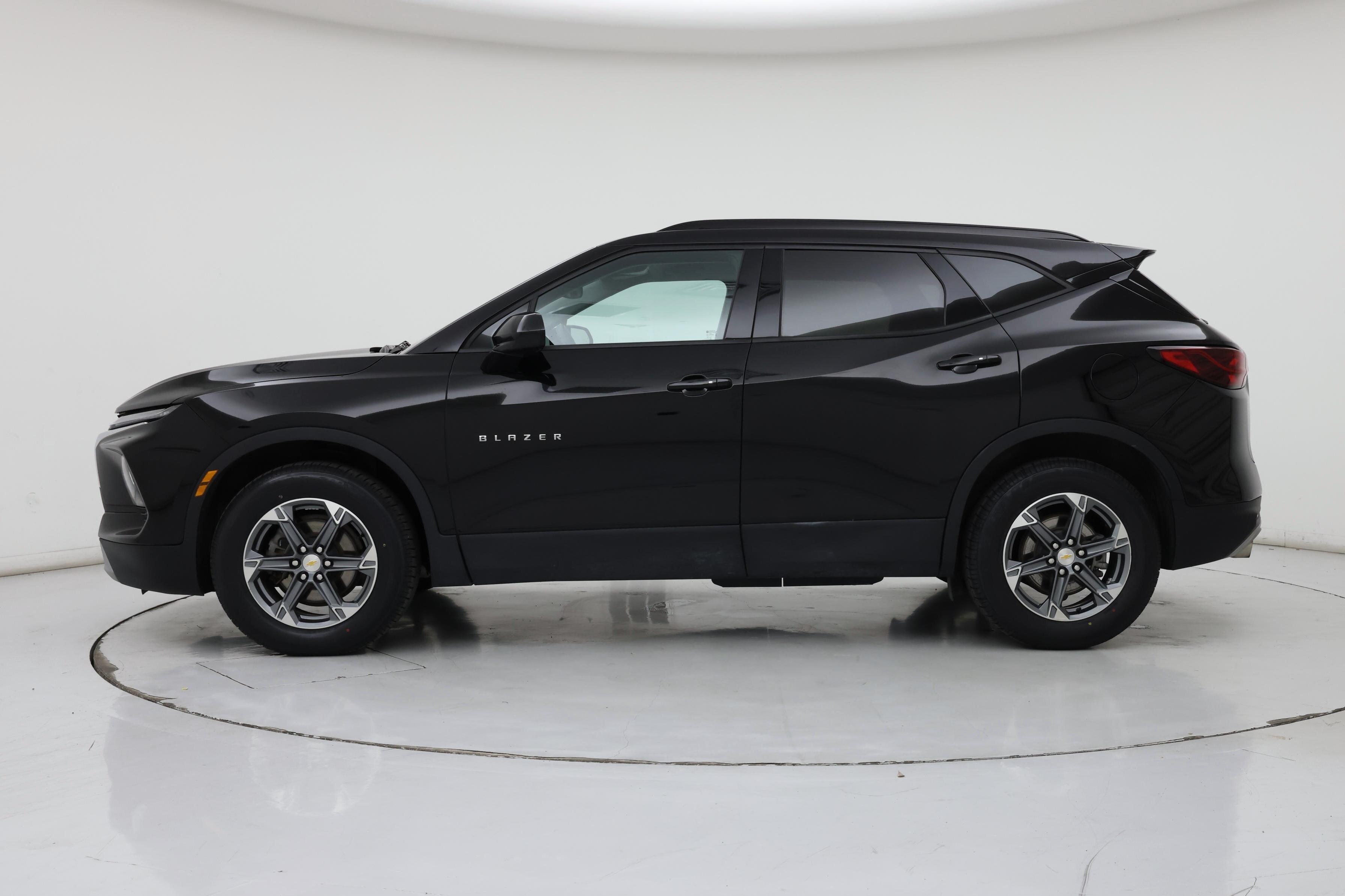 Thumbnail: 2024 Chevrolet Blazer - 3