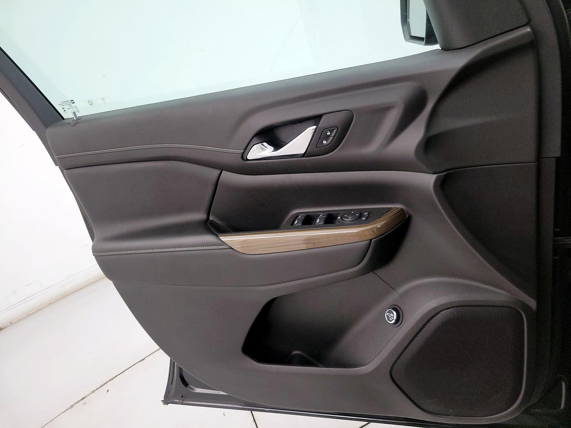 Thumbnail: 2023 GMC Acadia - 12