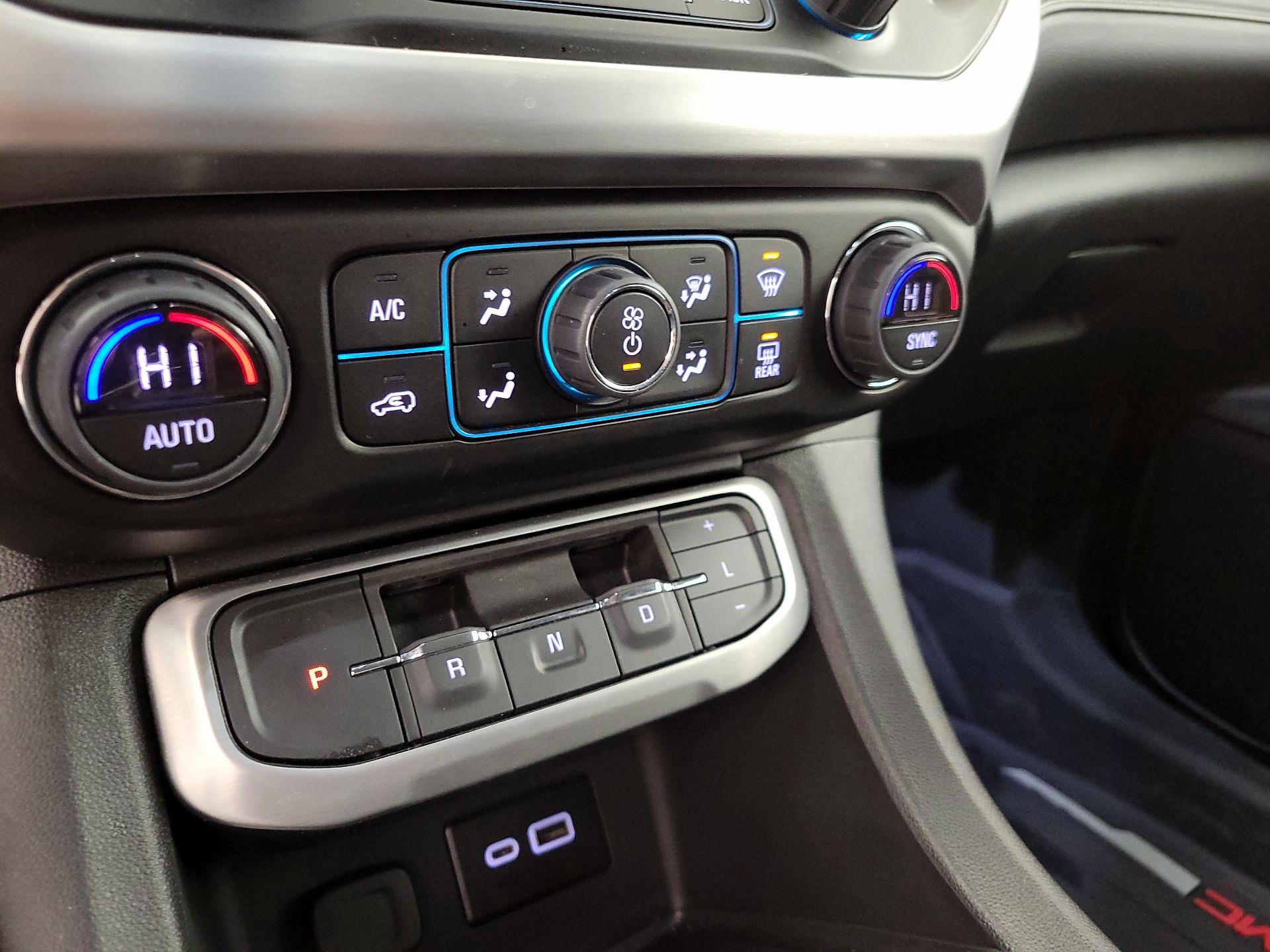 Thumbnail: 2023 GMC Acadia - 16