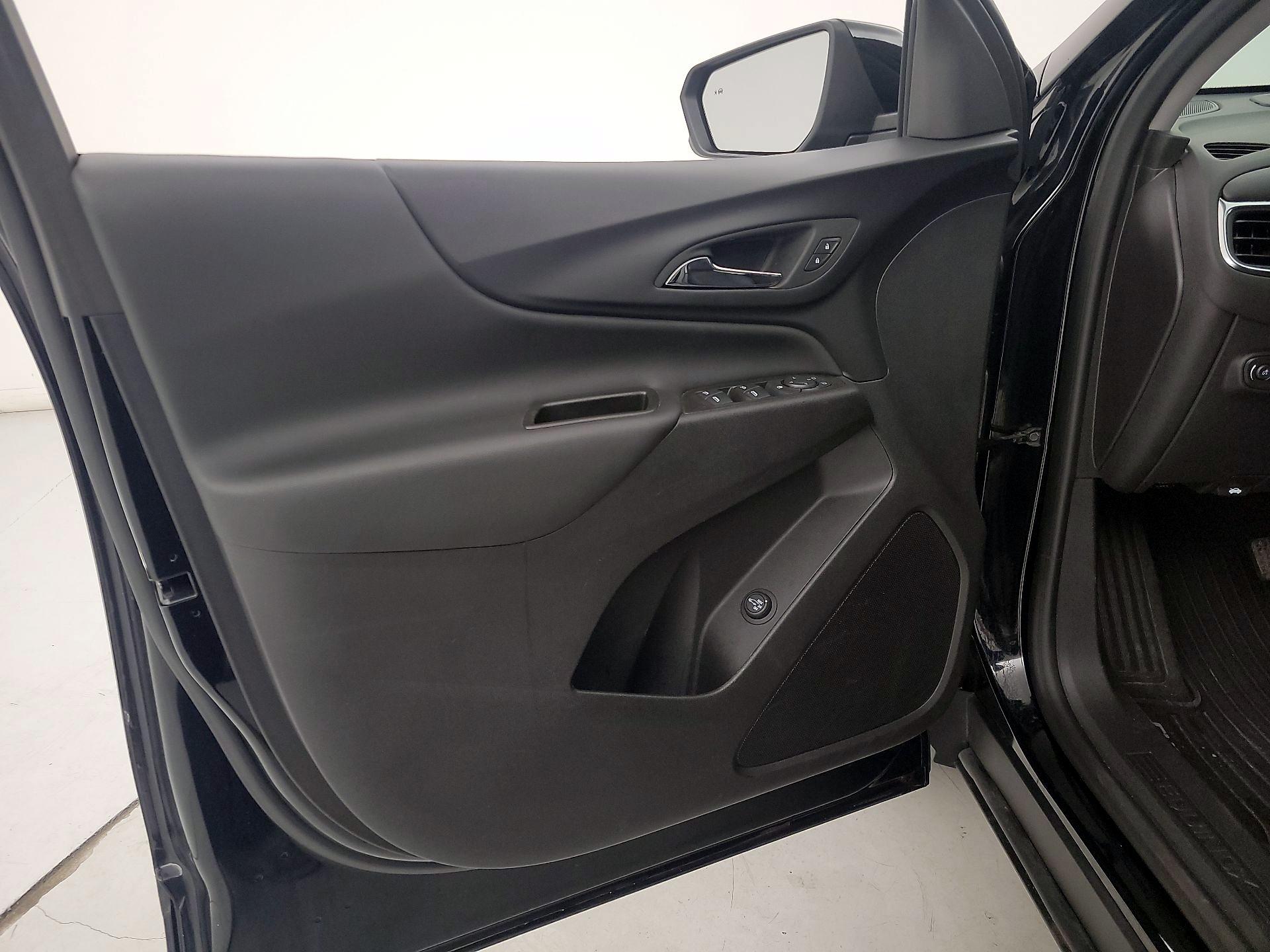 Thumbnail: 2024 Chevrolet Equinox - 12