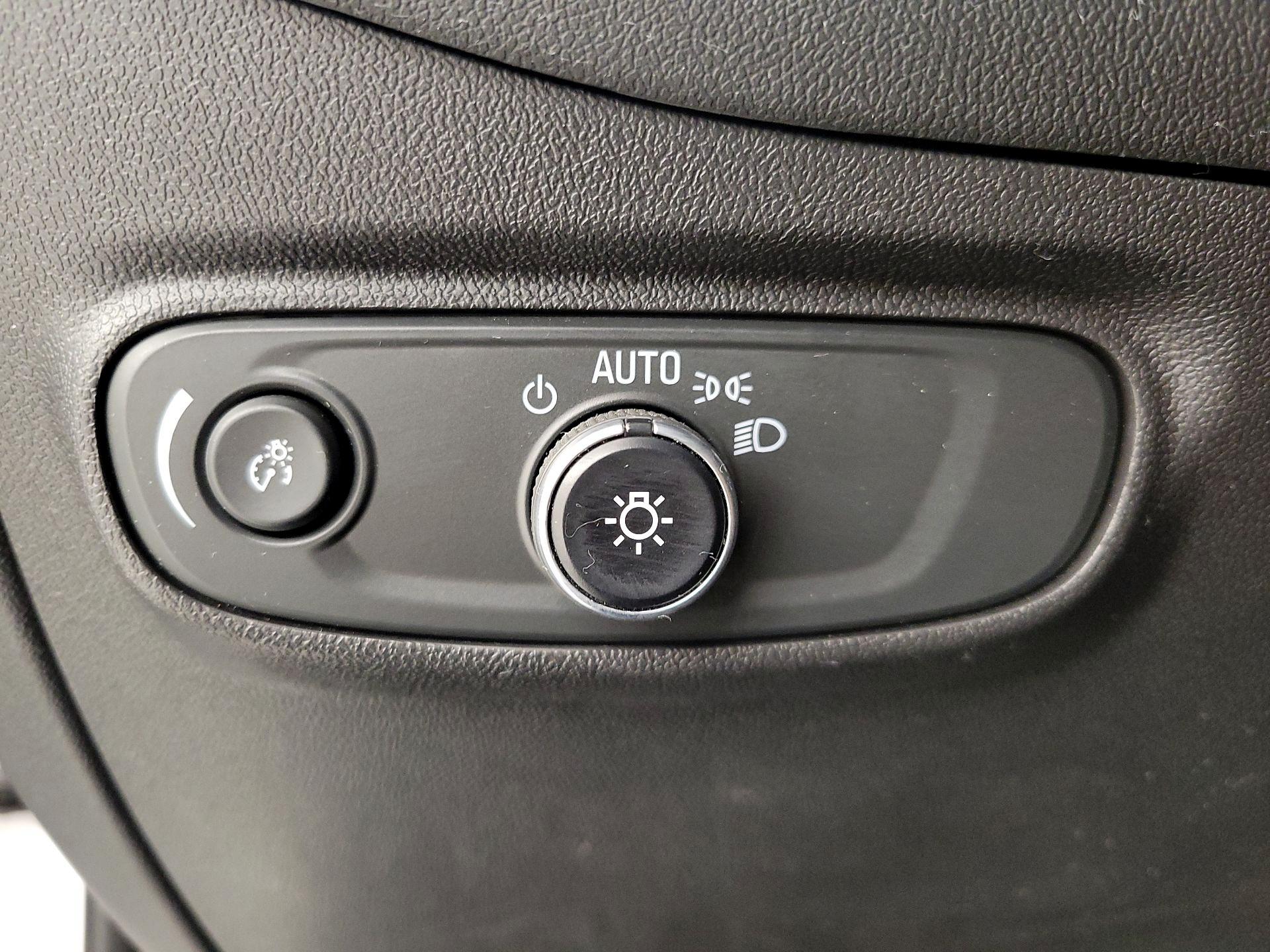 Thumbnail: 2023 Chevrolet Equinox - 13