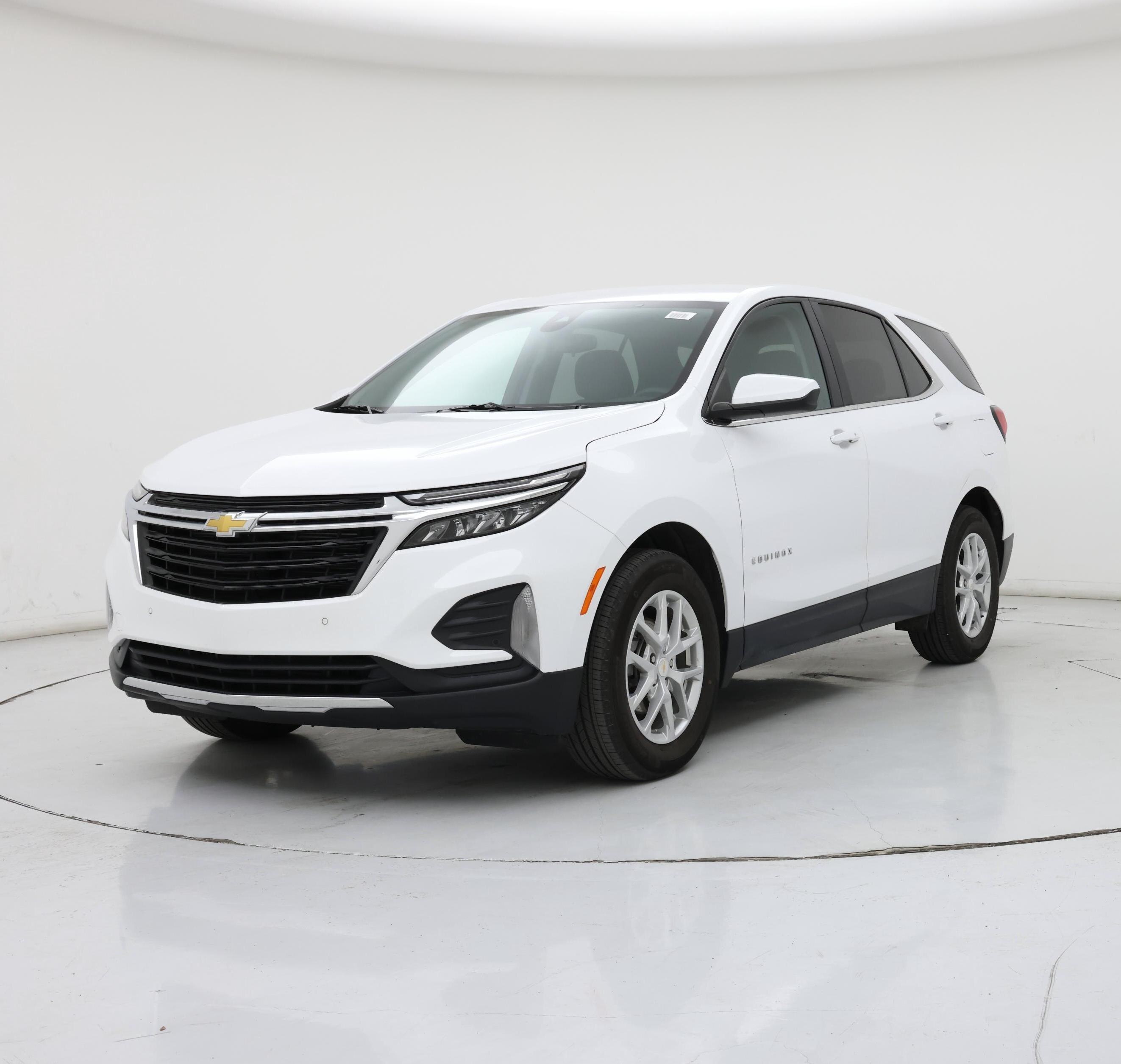 Thumbnail: 2023 Chevrolet Equinox - 4