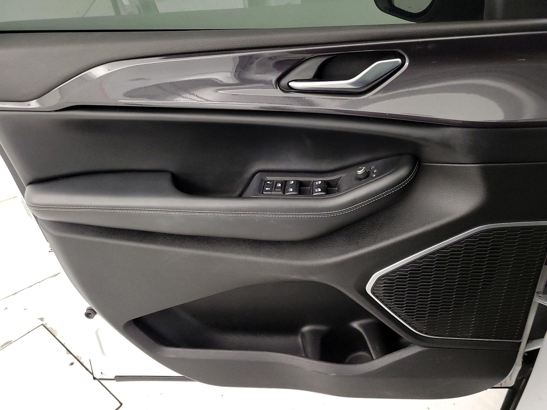 Thumbnail: 2022 Jeep Grand Cherokee L - 12