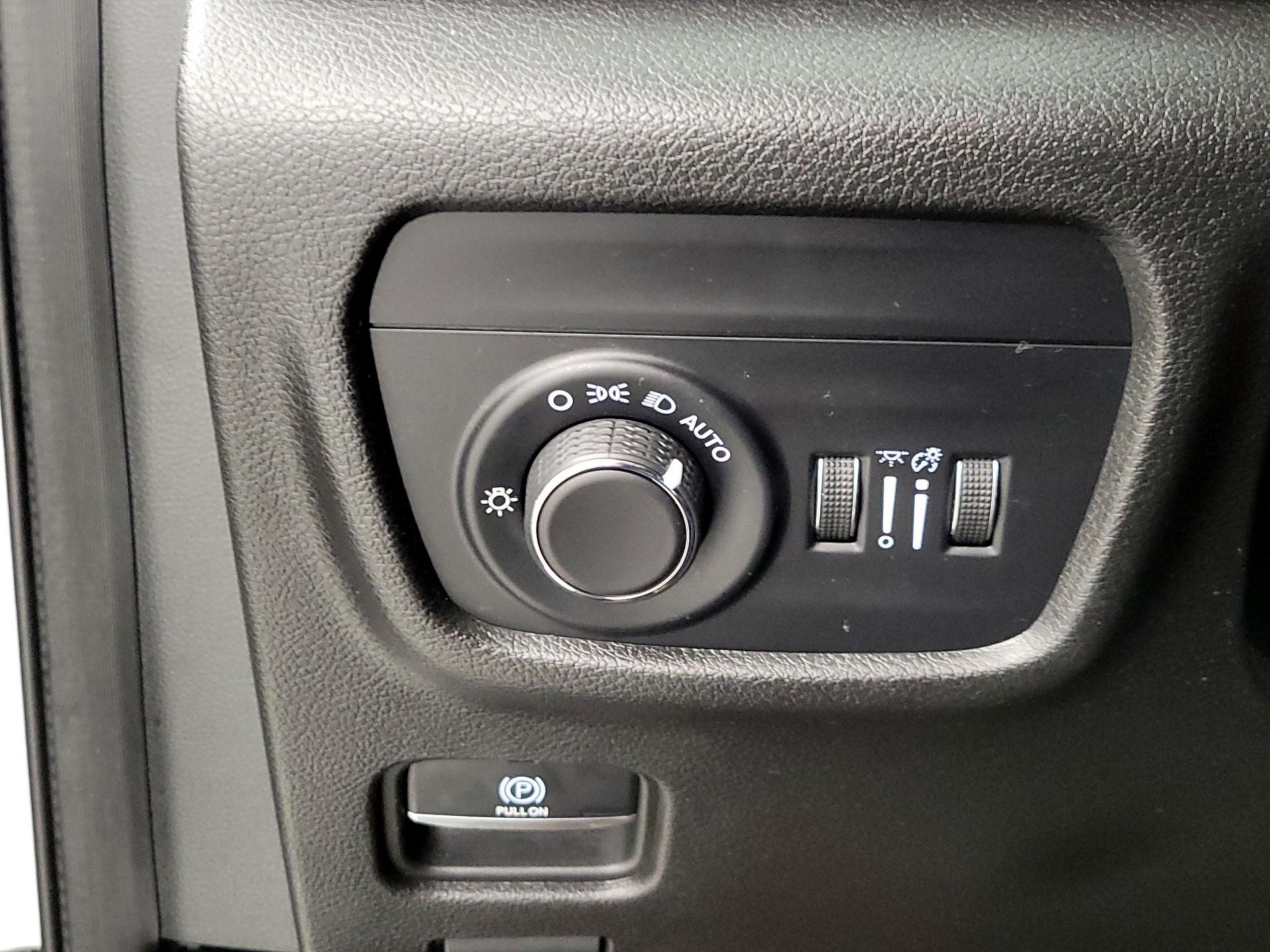 Thumbnail: 2022 Jeep Grand Cherokee L - 13