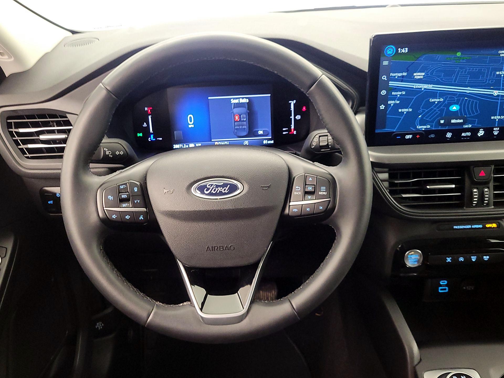 Thumbnail: 2023 Ford Escape - 10