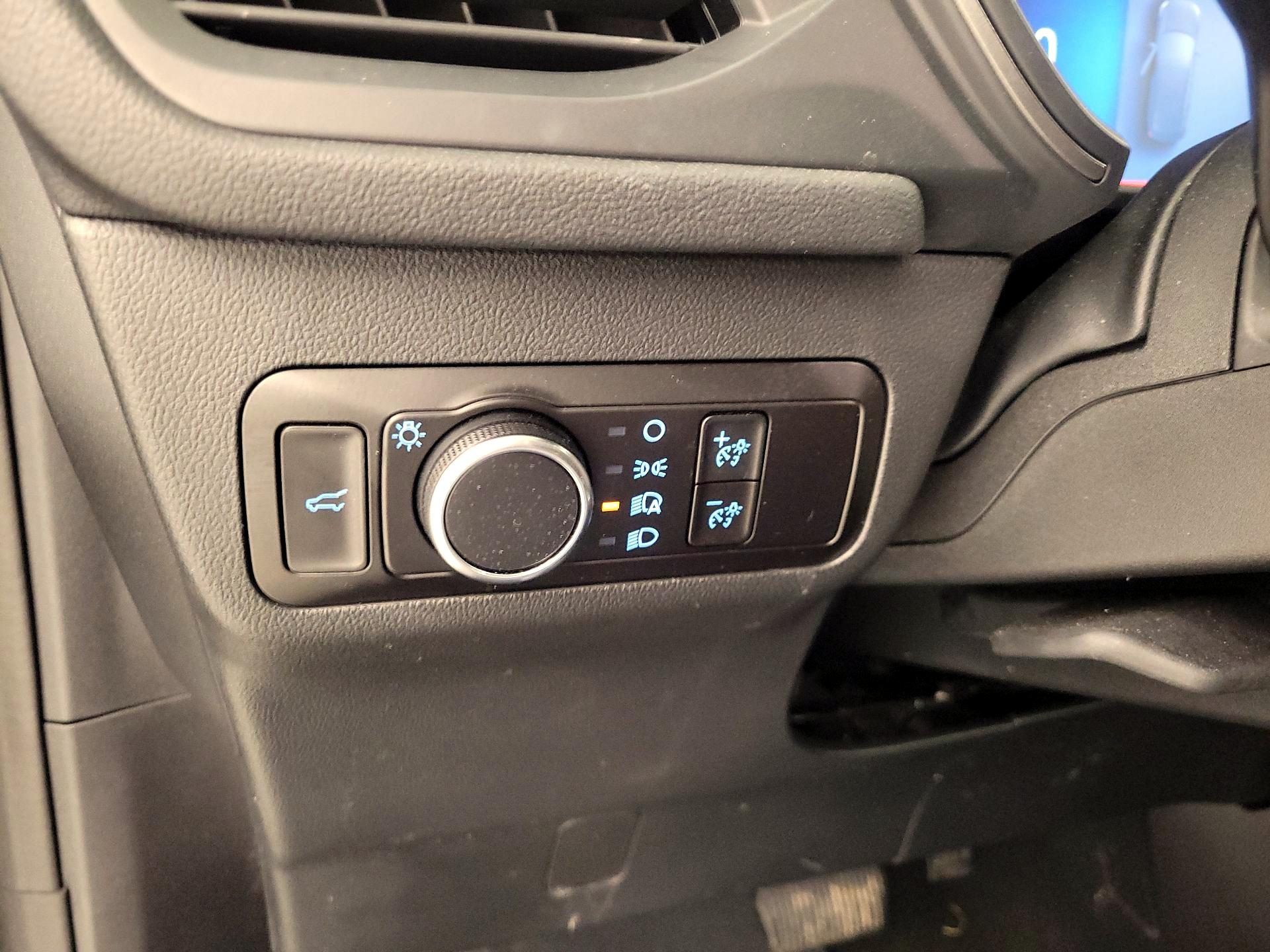 Thumbnail: 2023 Ford Escape - 13