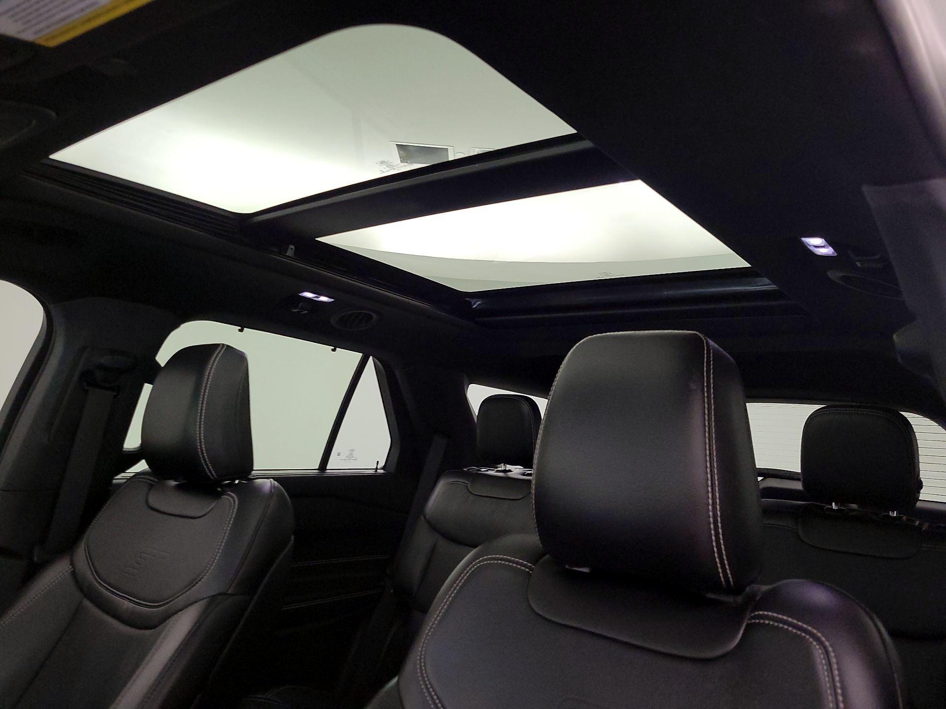 Thumbnail: 2020 Ford Explorer - 20