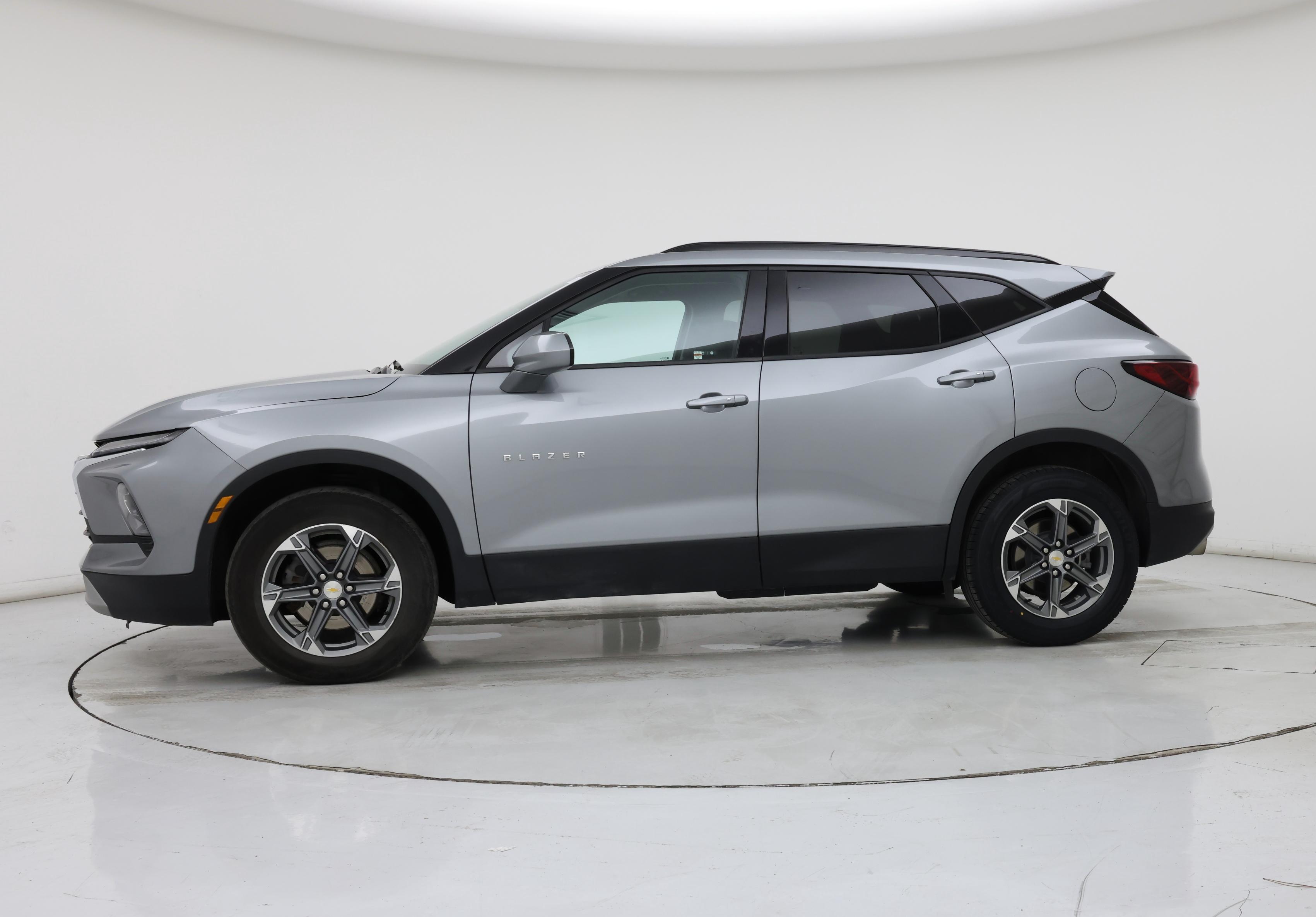 Thumbnail: 2024 Chevrolet Blazer - 3