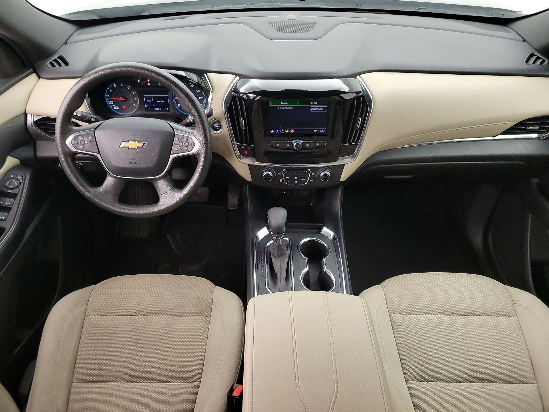 Thumbnail: 2023 Chevrolet Traverse - 9