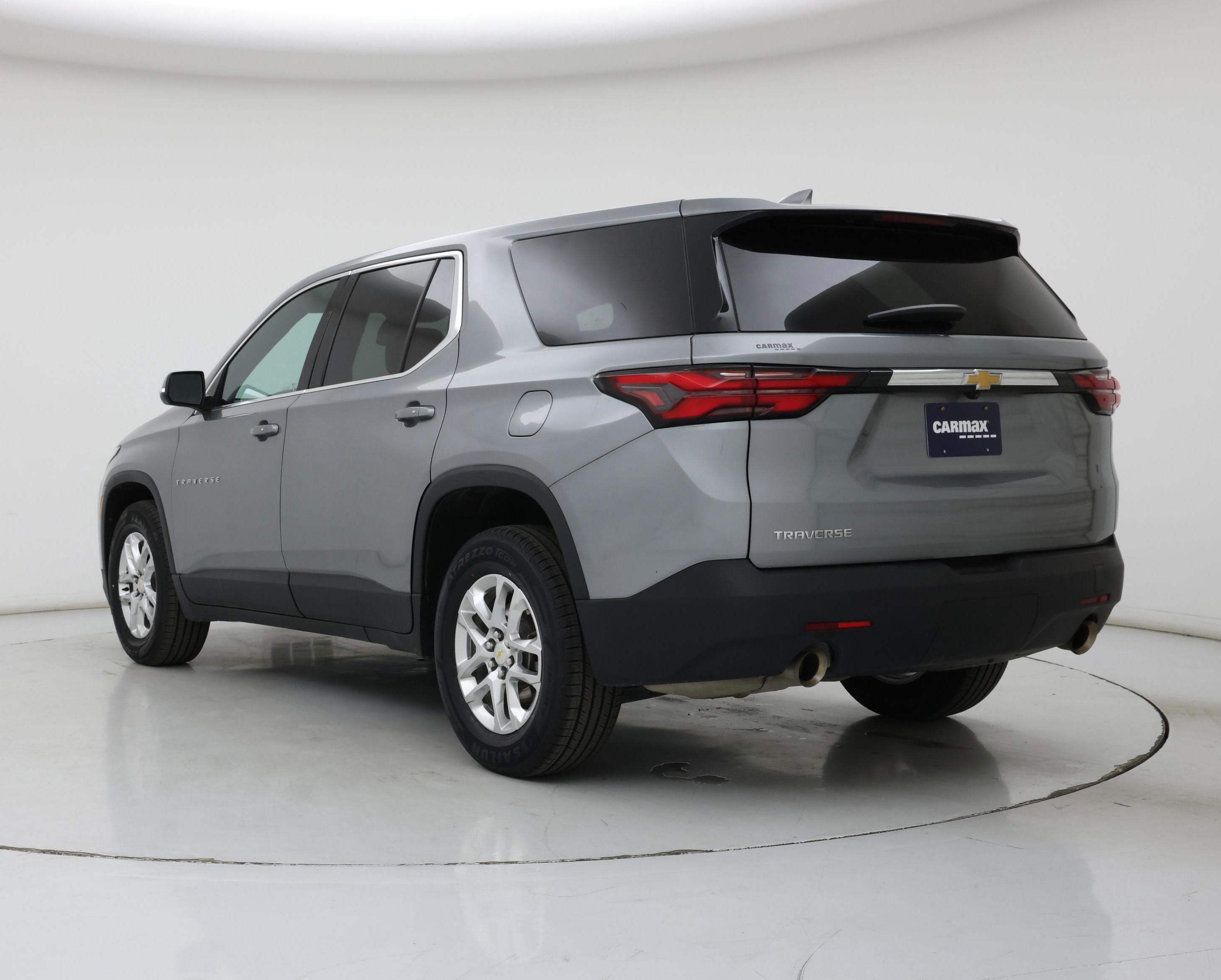 Thumbnail: 2023 Chevrolet Traverse - 2