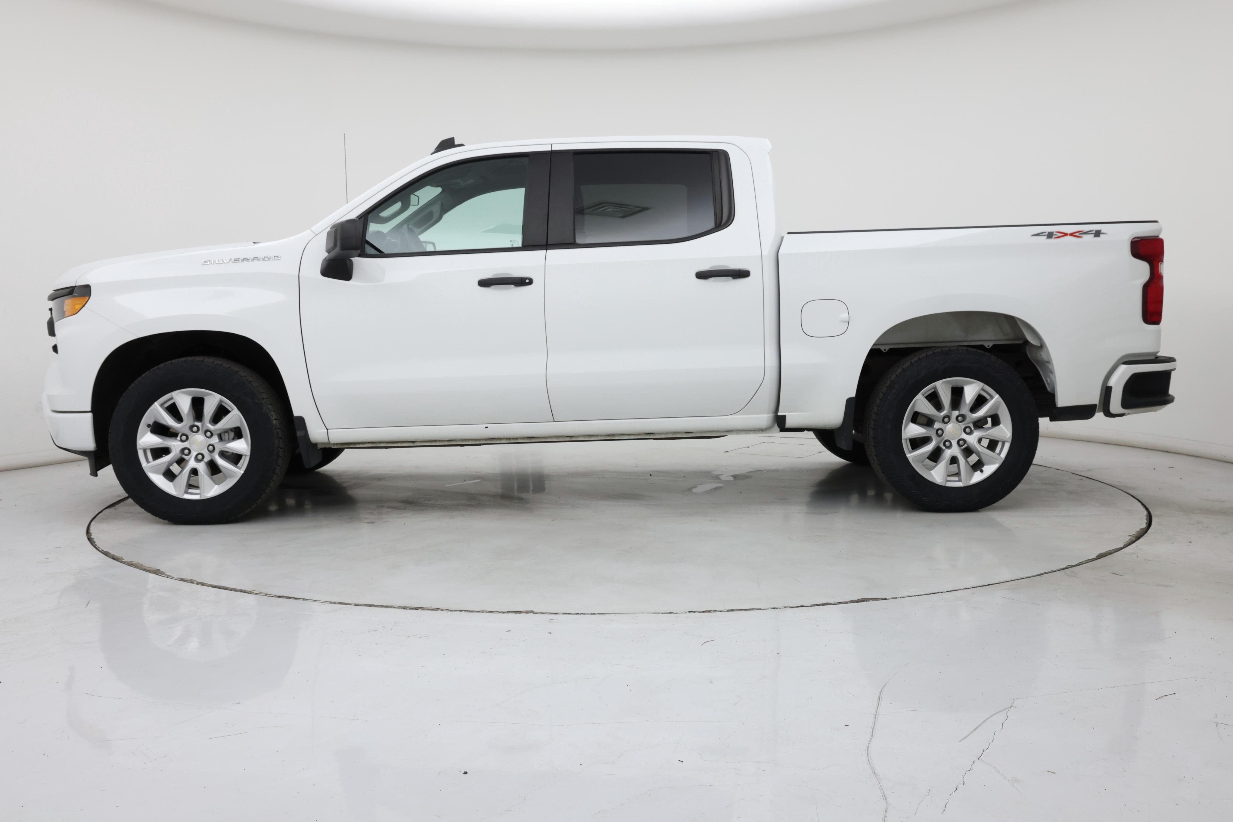 Thumbnail: 2022 Chevrolet Silverado 1500 - 3