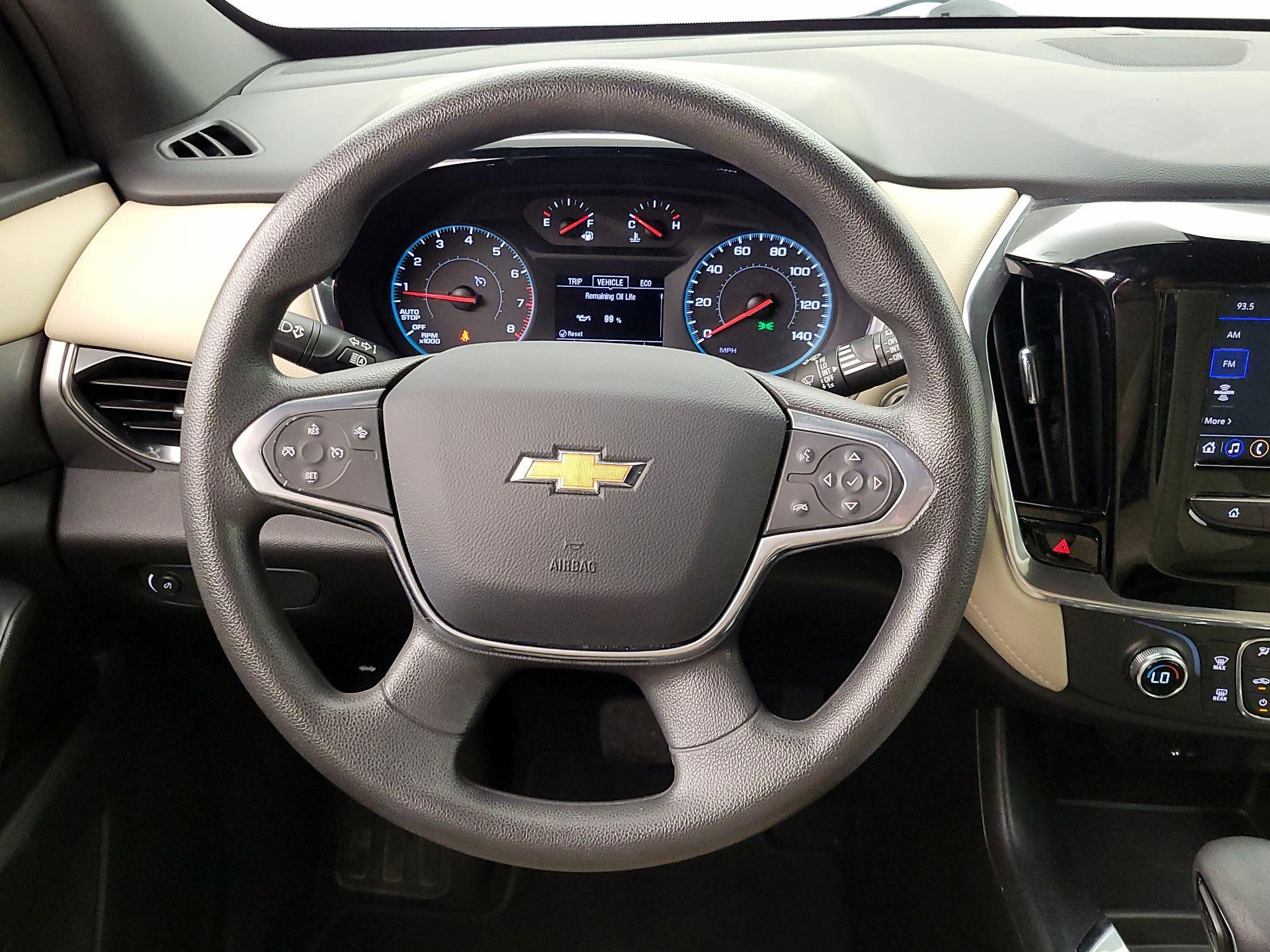 Thumbnail: 2023 Chevrolet Traverse - 10