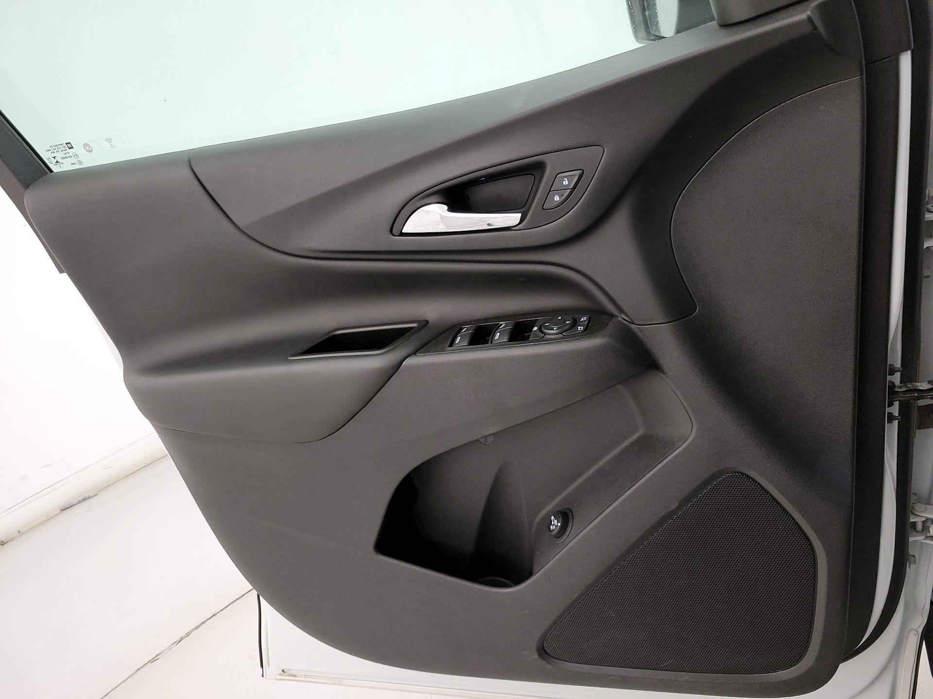 Thumbnail: 2023 Chevrolet Equinox - 12