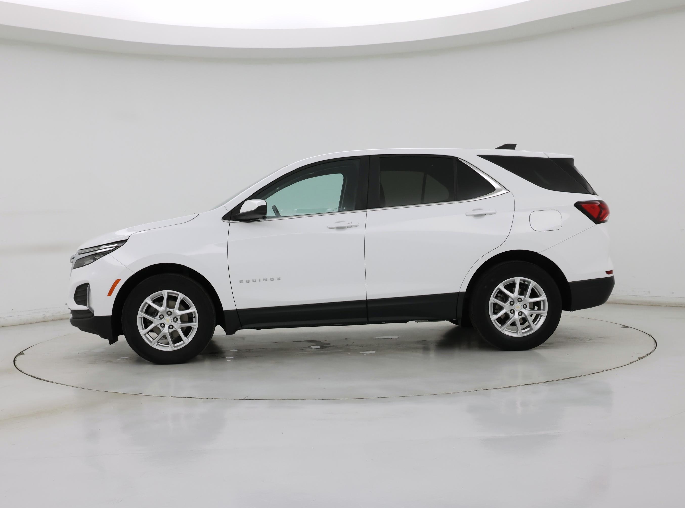 Thumbnail: 2023 Chevrolet Equinox - 3