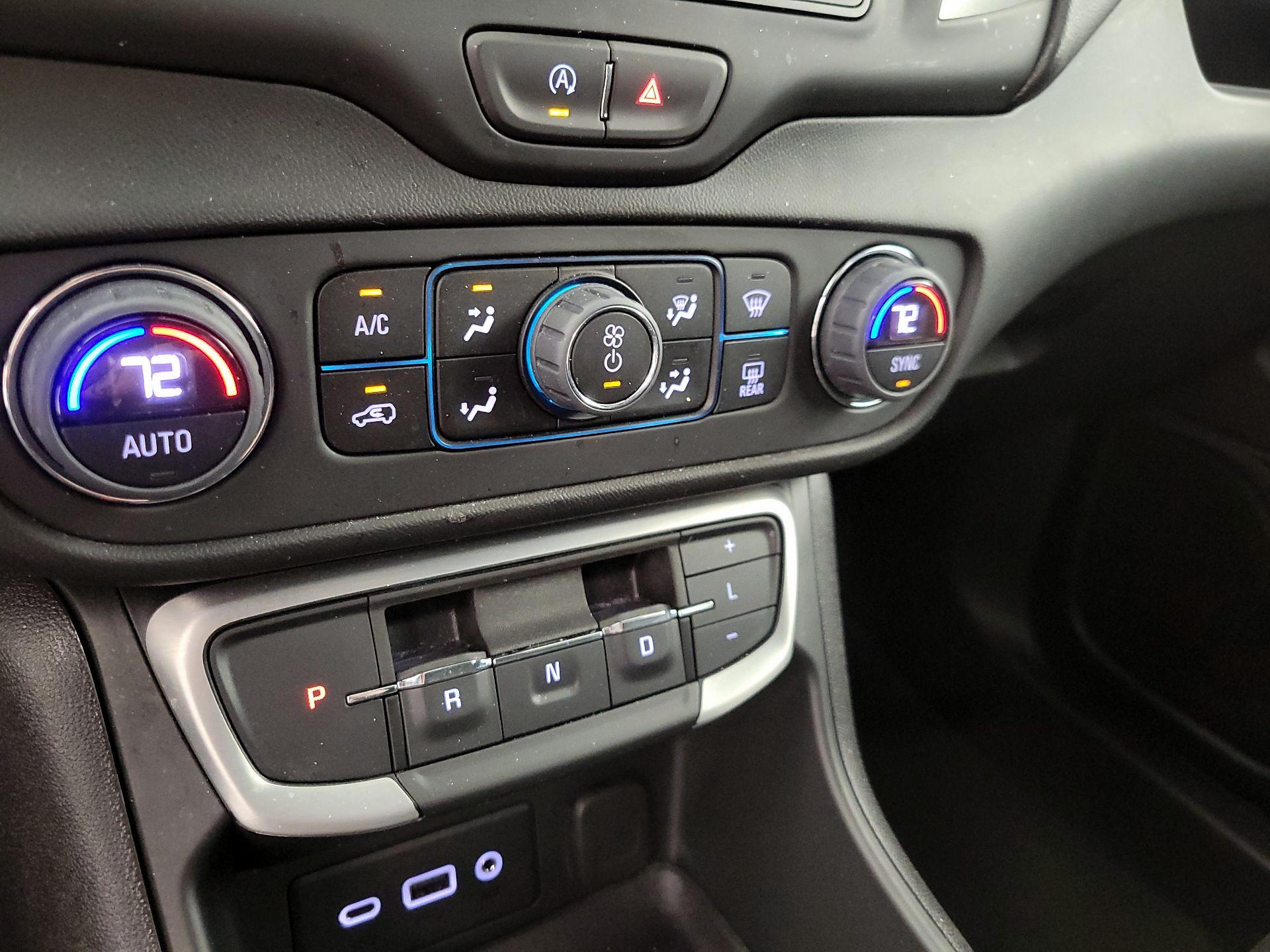 Thumbnail: 2024 GMC Terrain - 16