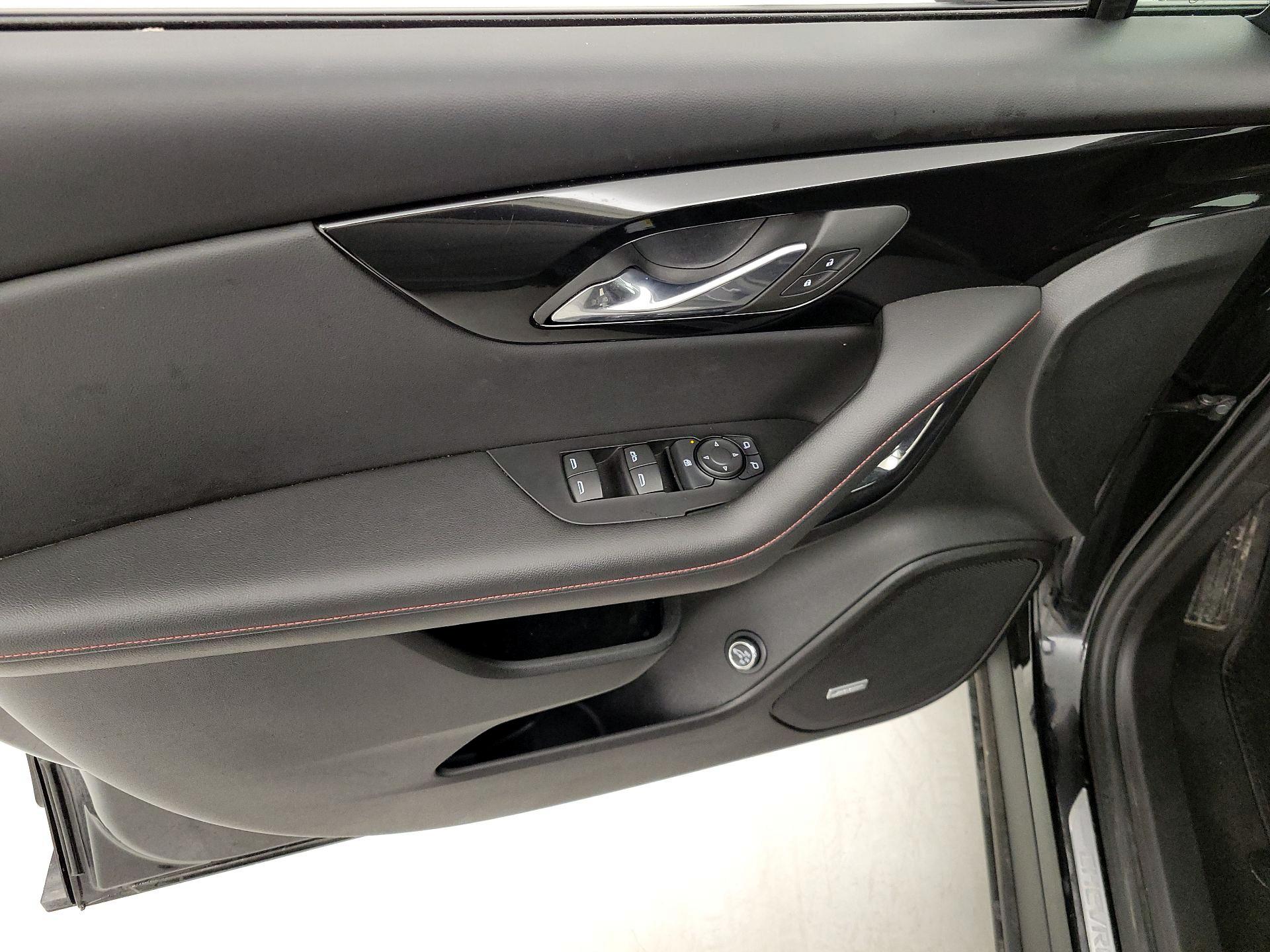 Thumbnail: 2025 Chevrolet Blazer - 12