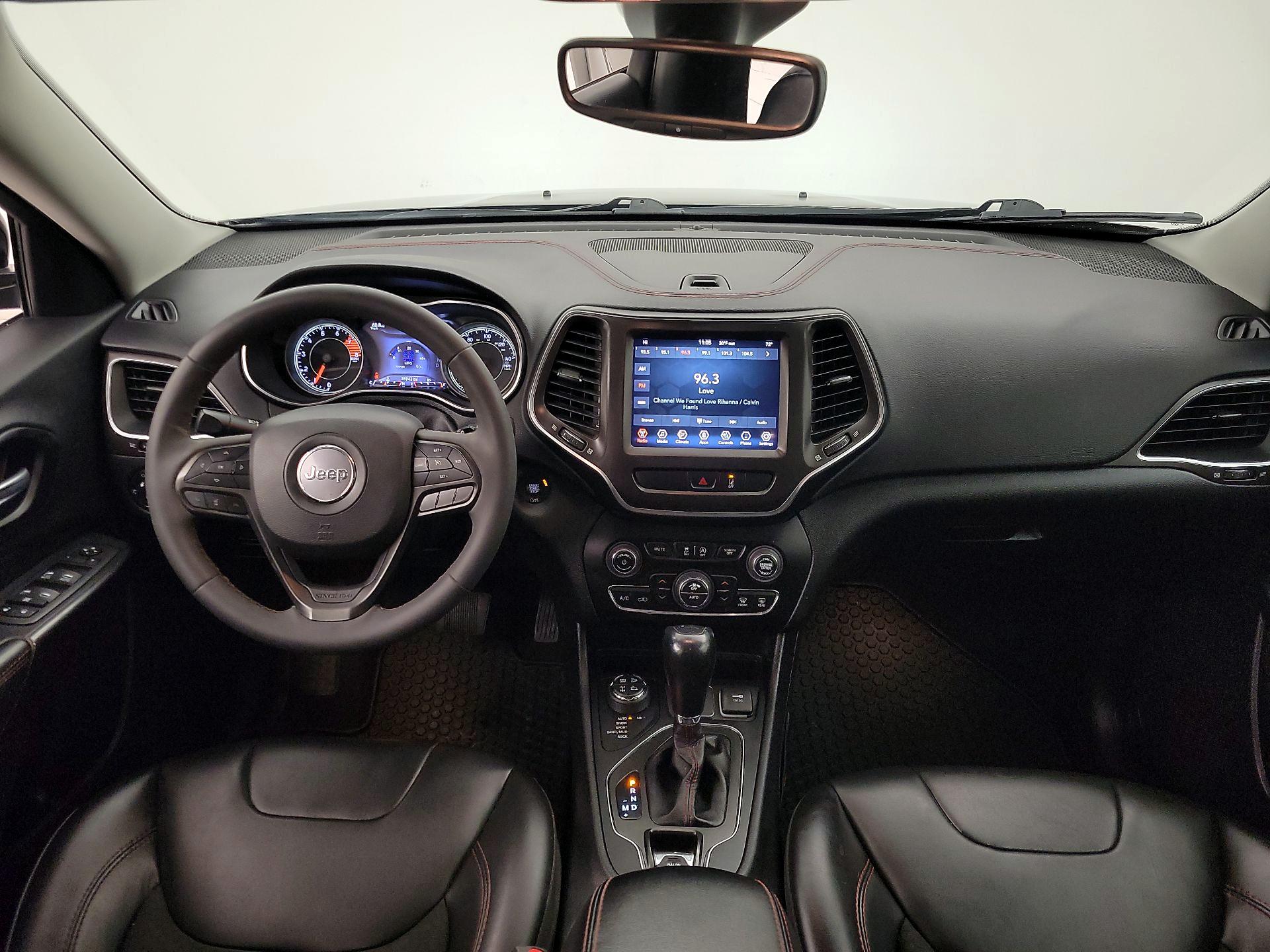 Thumbnail: 2022 Jeep Cherokee - 9