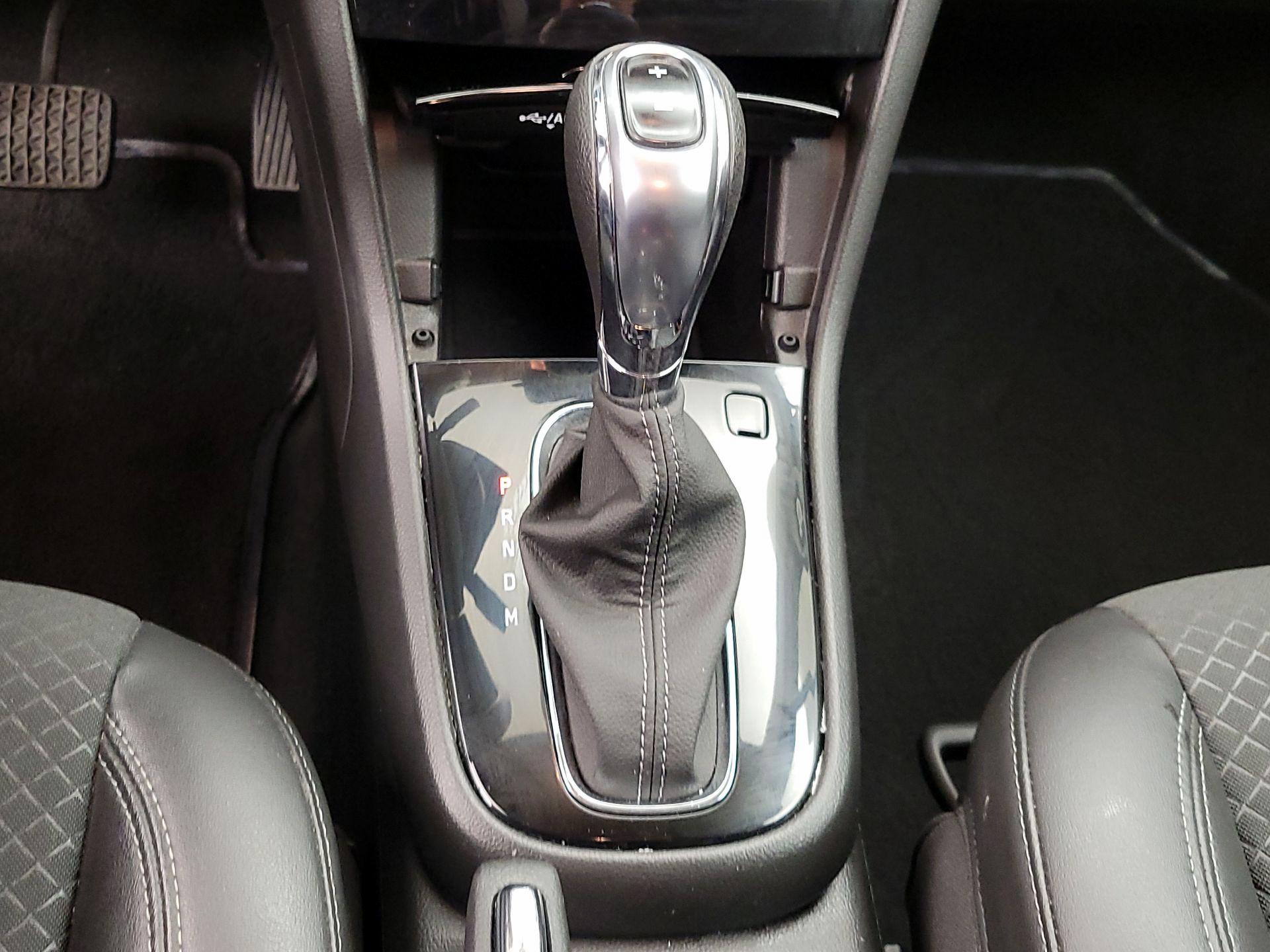 Thumbnail: 2022 Buick Encore - 17