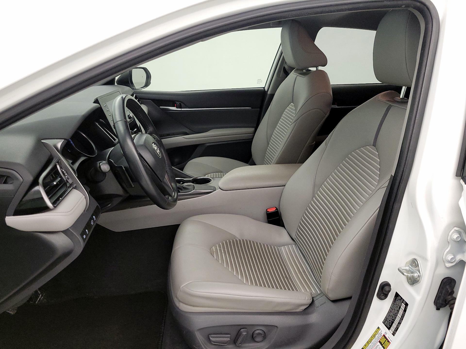 Thumbnail: 2021 Toyota Camry - 11