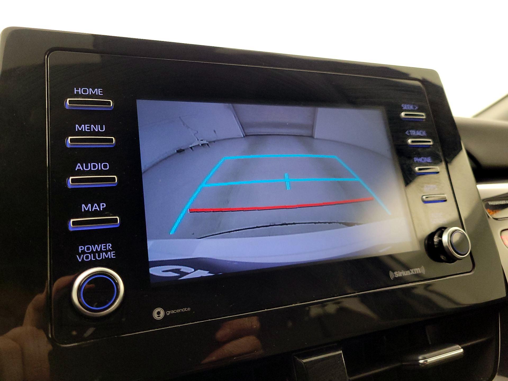 Thumbnail: 2021 Toyota Camry - 14