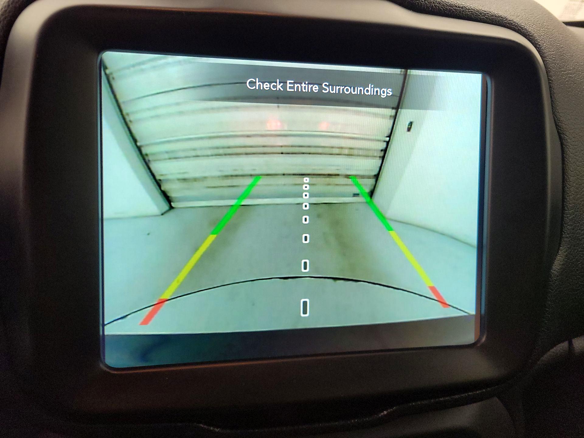 Thumbnail: 2022 Jeep Renegade - 15